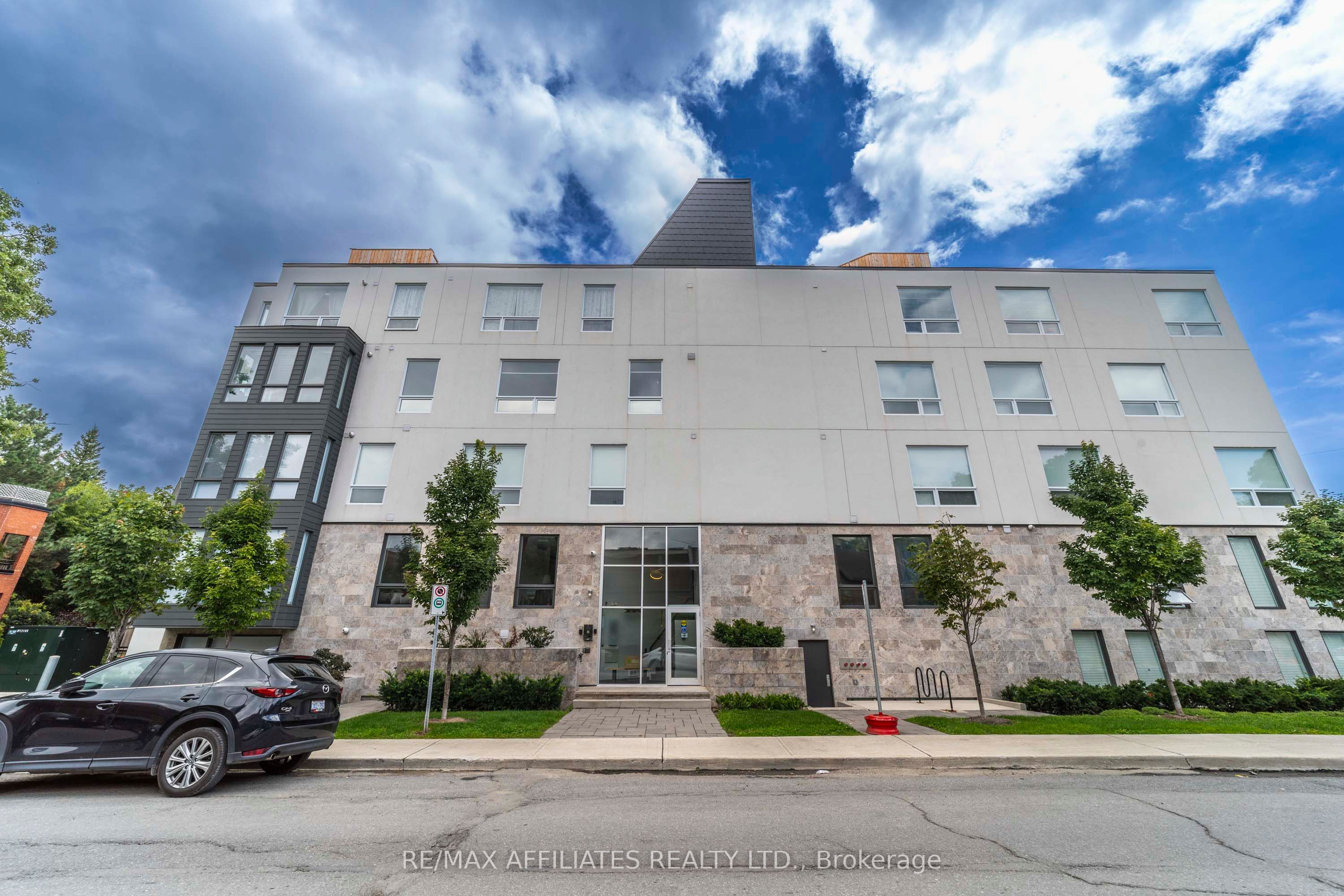 #503 - 150 Greenfield Avenue Property Photo