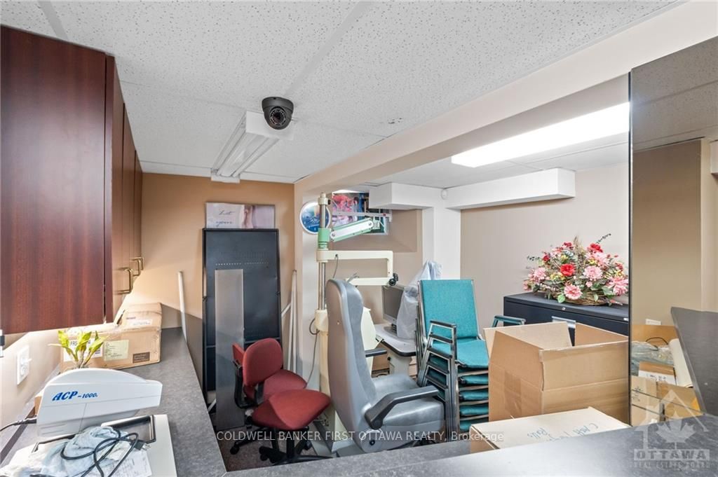 #1 - 752 Somerset Street Property Photo 22