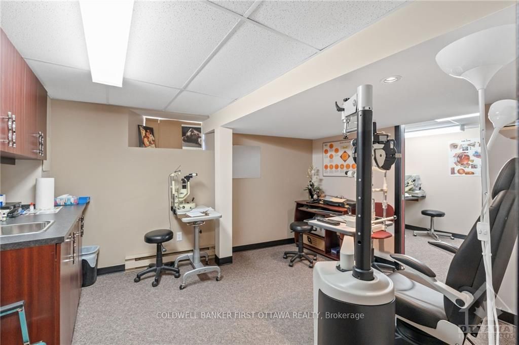 #1 - 752 Somerset Street Property Photo 23