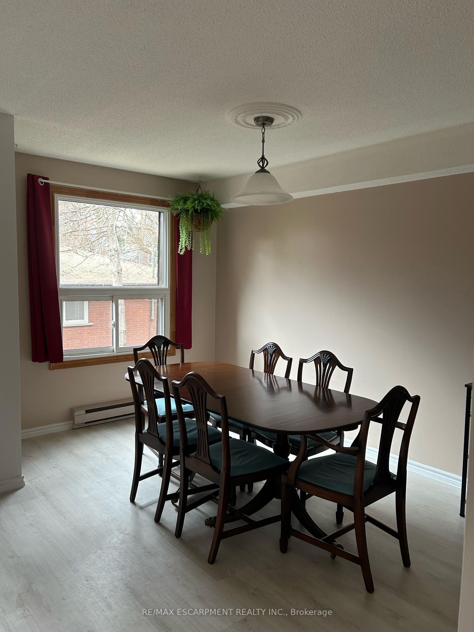 4209 Hixon Street 204 Property Photo 10