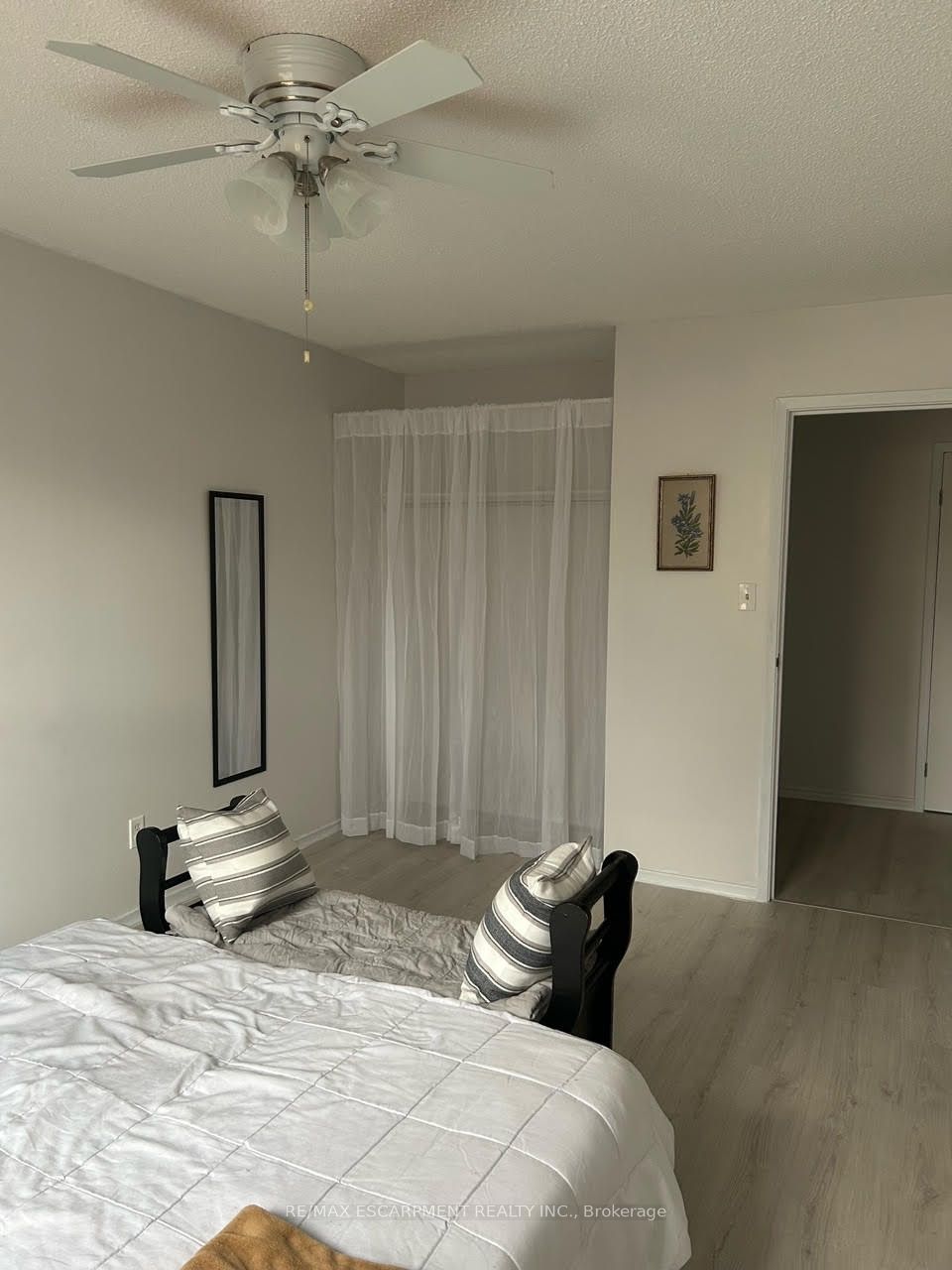 4209 Hixon Street 204 Property Photo 14