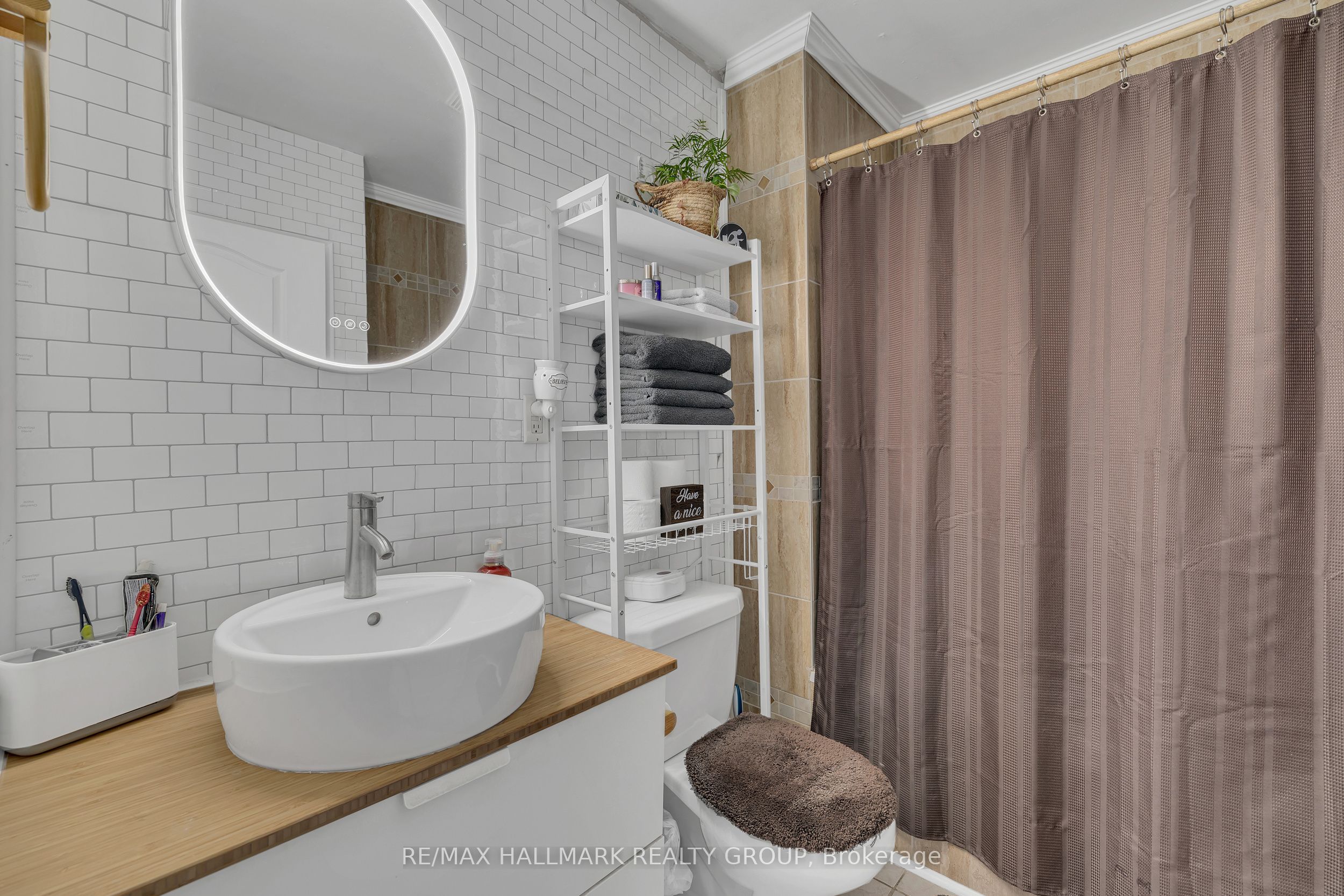 3506 Charleville Road Property Photo 23