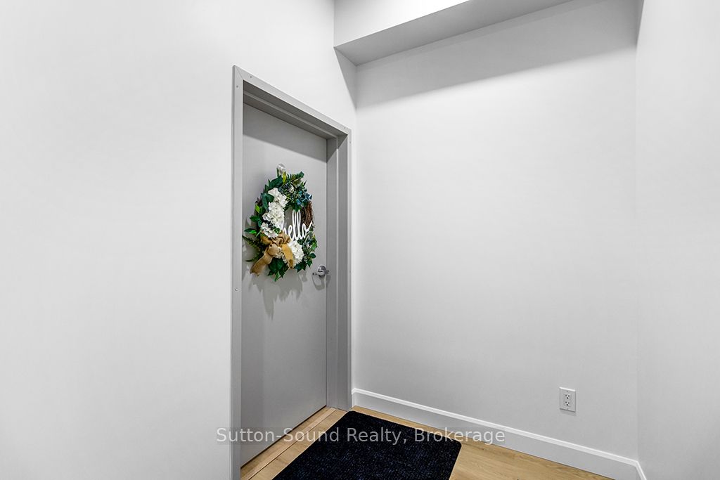 535 Isaac Street 103 Property Photo 2