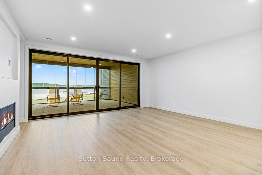 535 Isaac Street 101 Property Photo 10