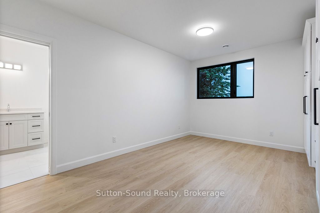 535 Isaac Street 101 Property Photo 14