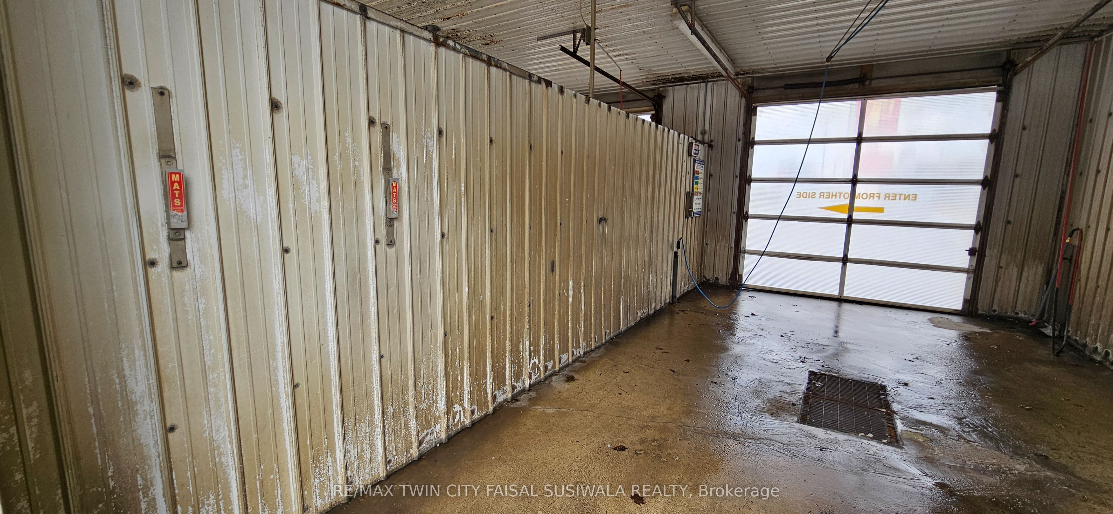 150 Dundas Street Property Photo 6