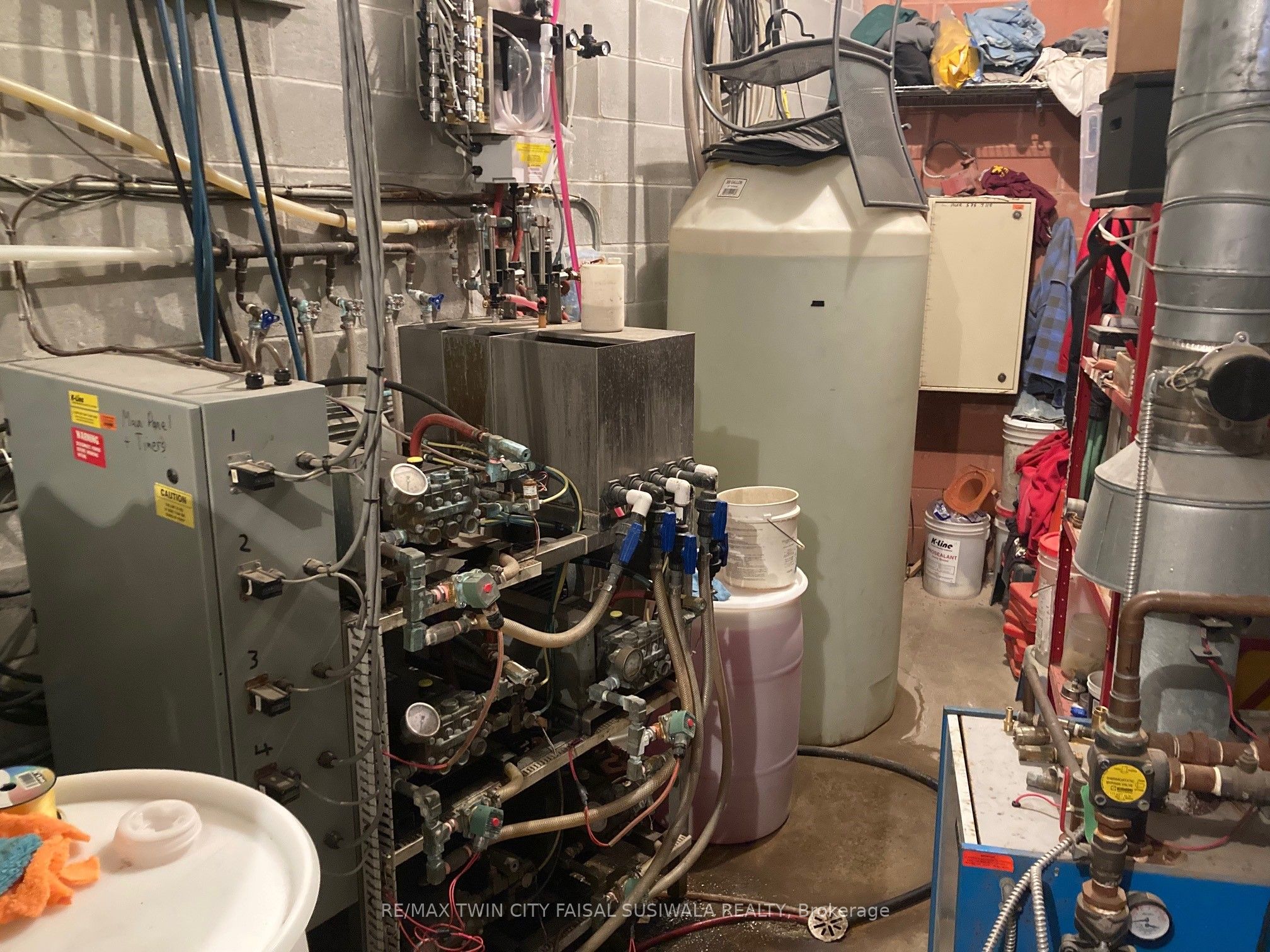150 Dundas Street Property Photo 10