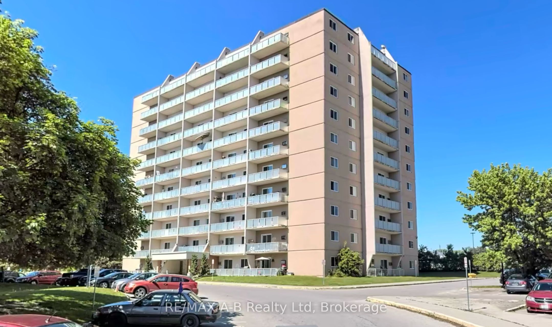583 Mornington Avenue 1005 Property Photo 1