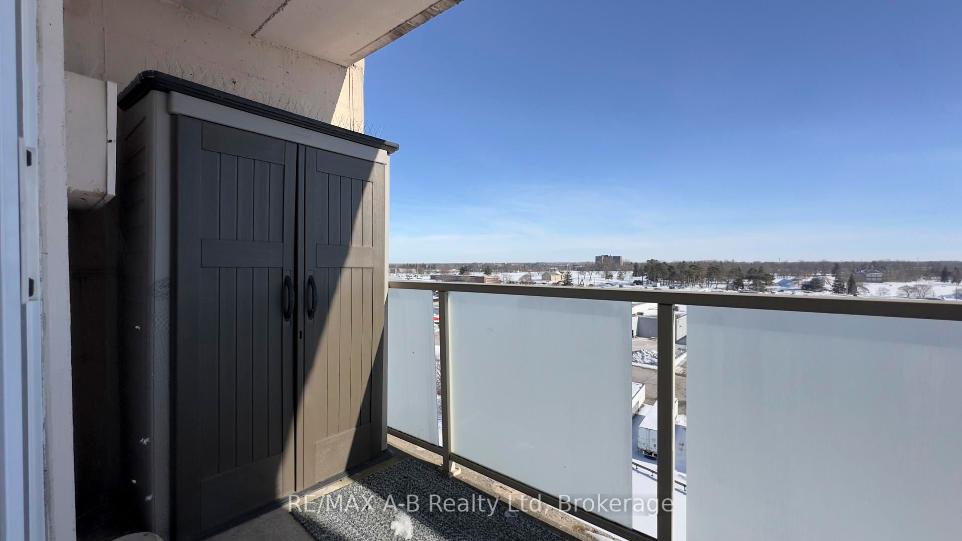 583 Mornington Avenue 1005 Property Photo 28