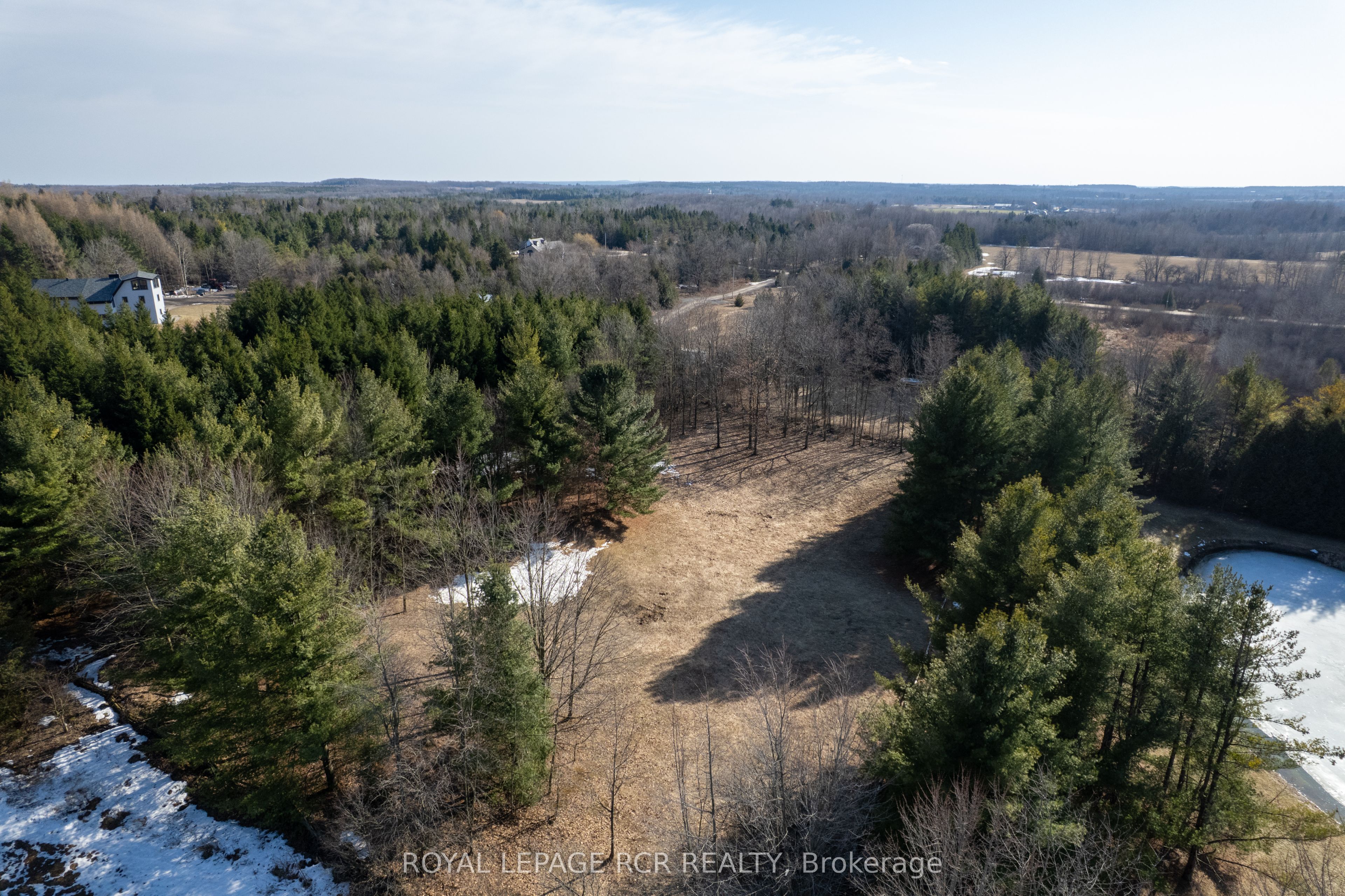 5163 Fourth Line Property Photo 1