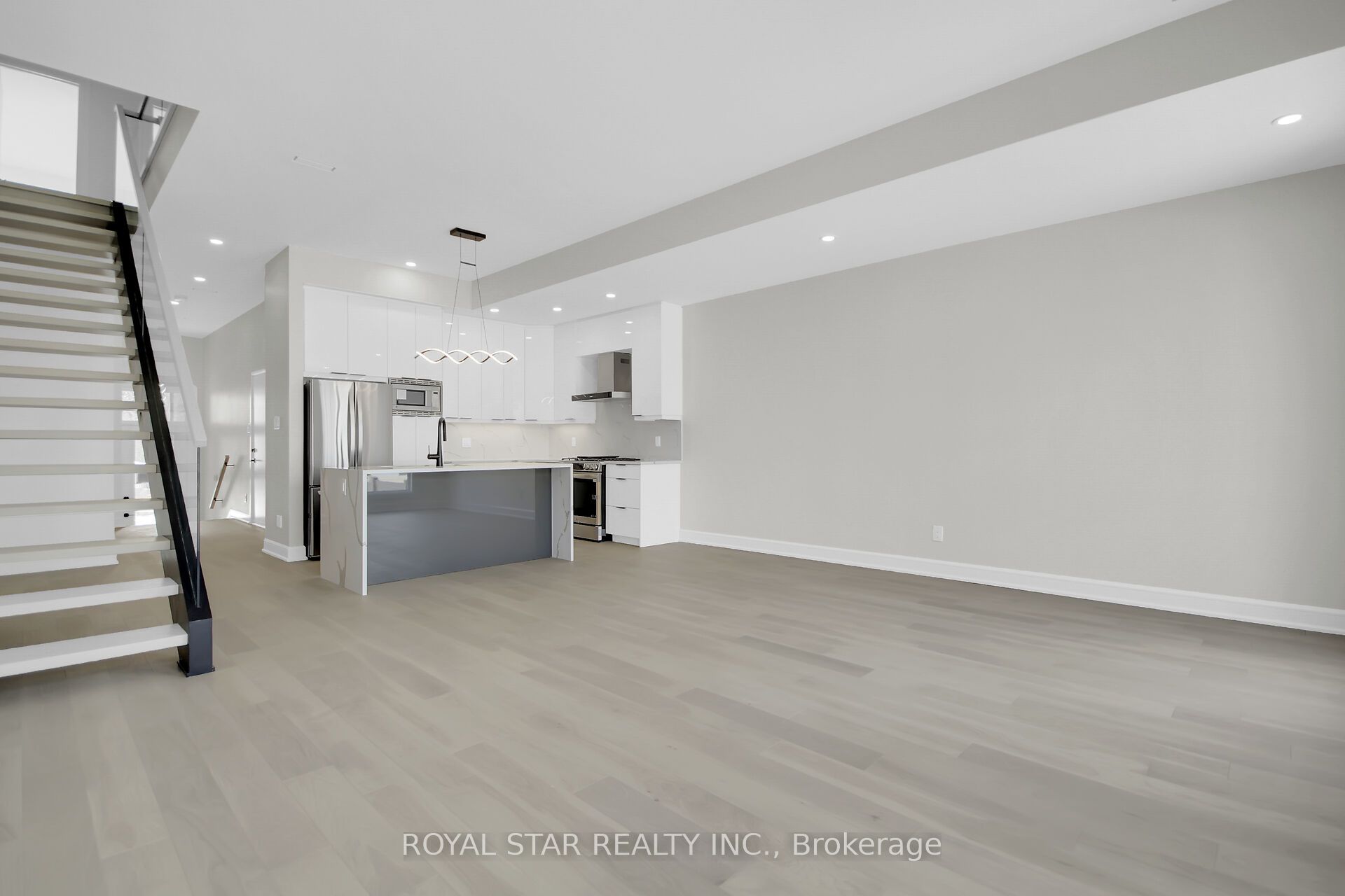 549 Mutual Street Property Photo 11