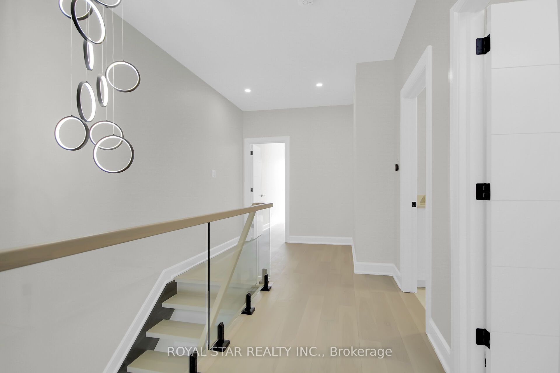 549 Mutual Street Property Photo 26