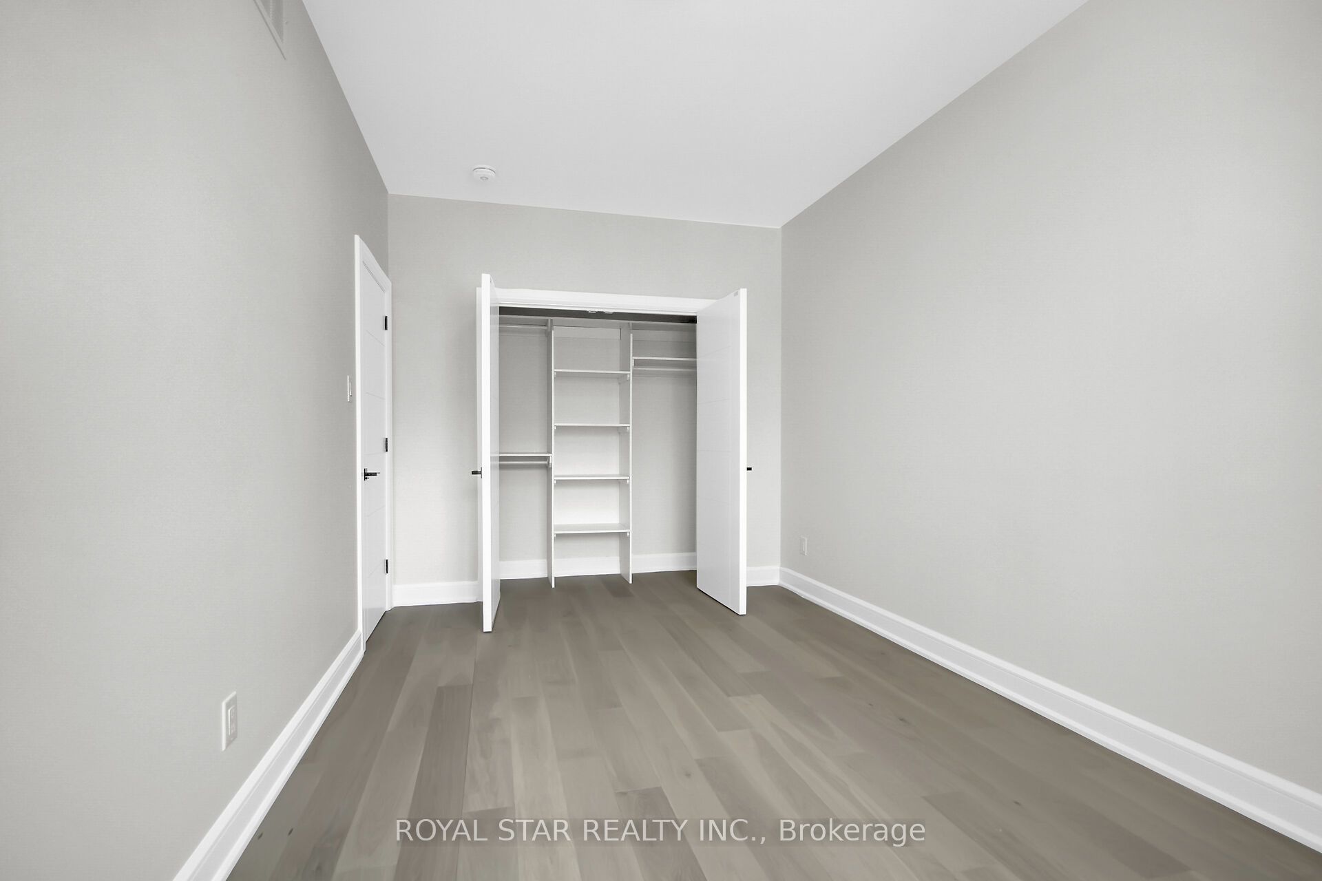 549 Mutual Street Property Photo 29