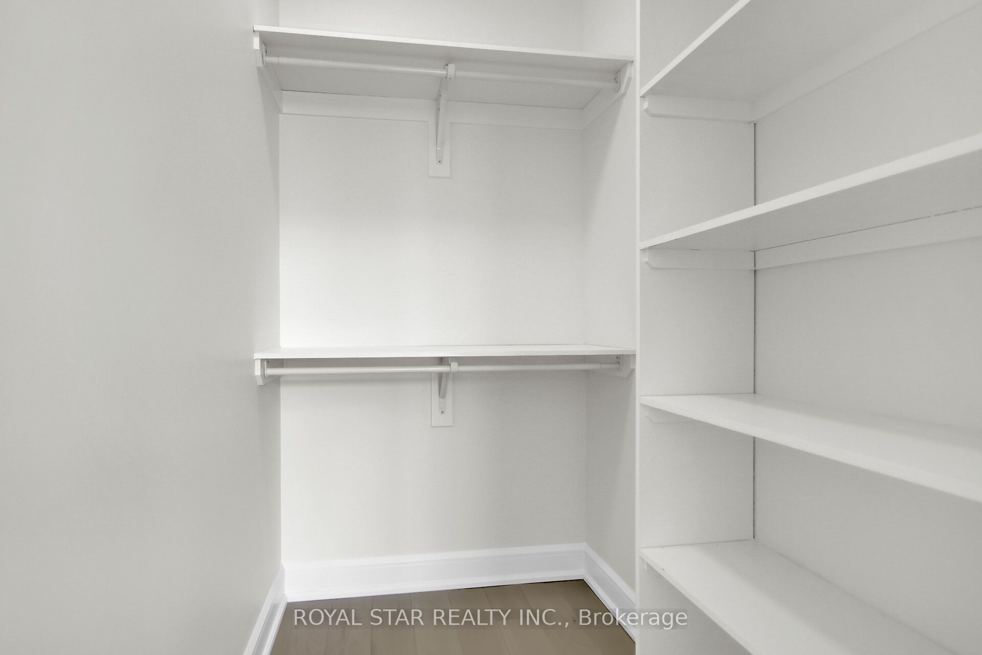 549 Mutual Street Property Photo 36