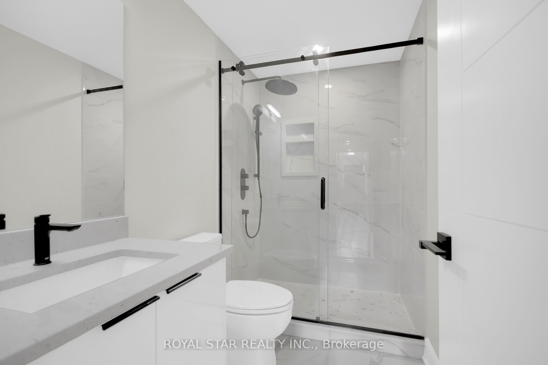 549 Mutual Street Property Photo 47