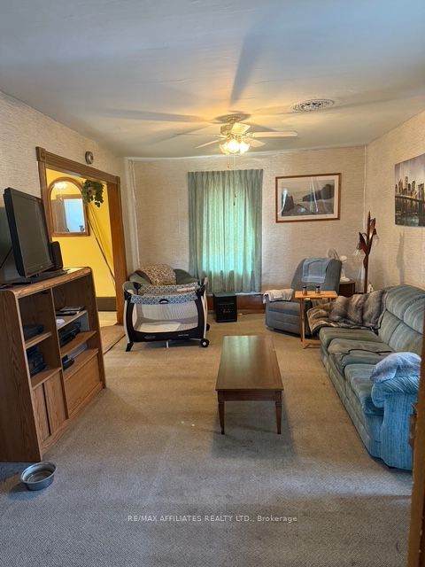 3402 Dukelow Road Property Photo 6