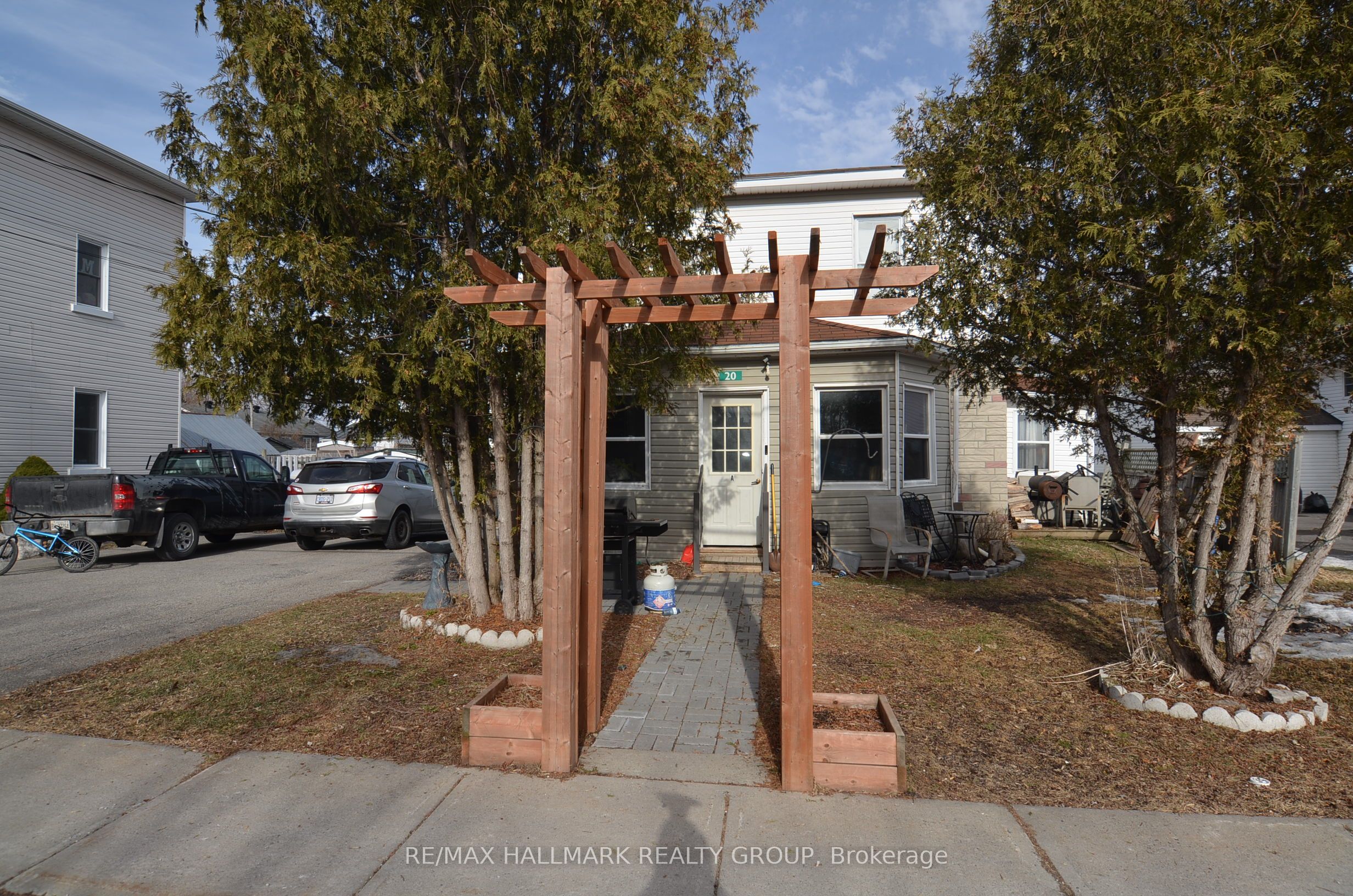20 Charles Street Property Photo