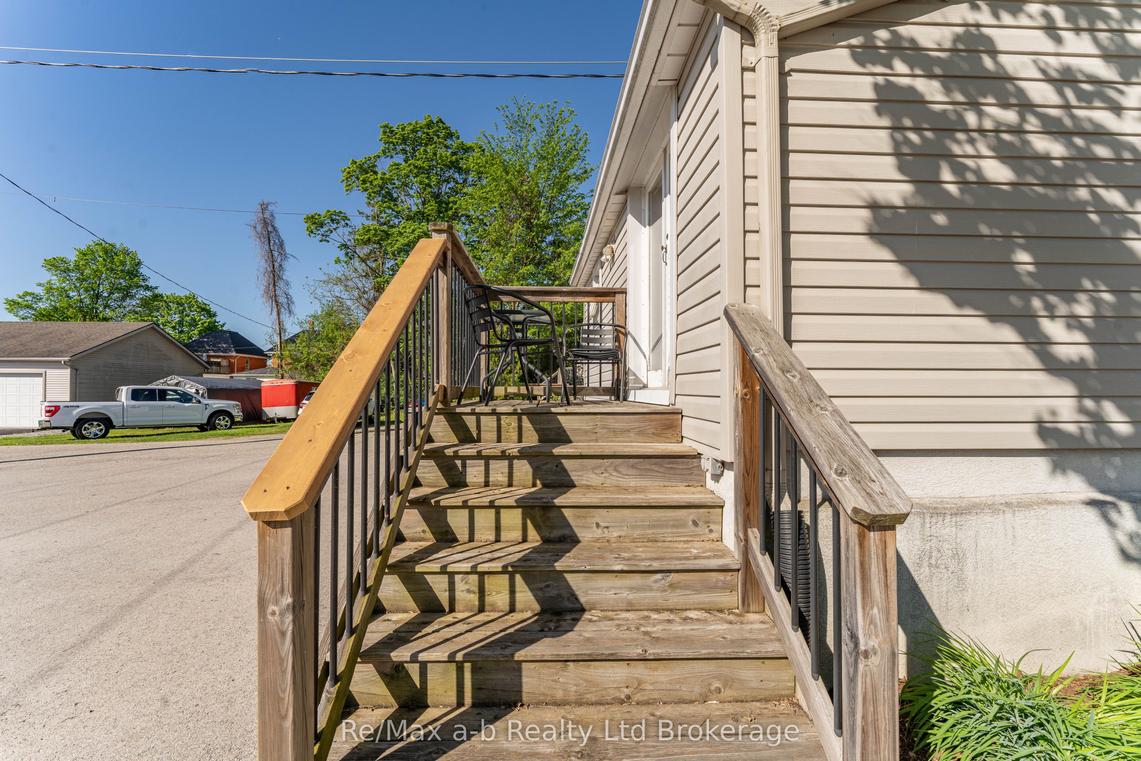49 Brock Street Property Photo 5