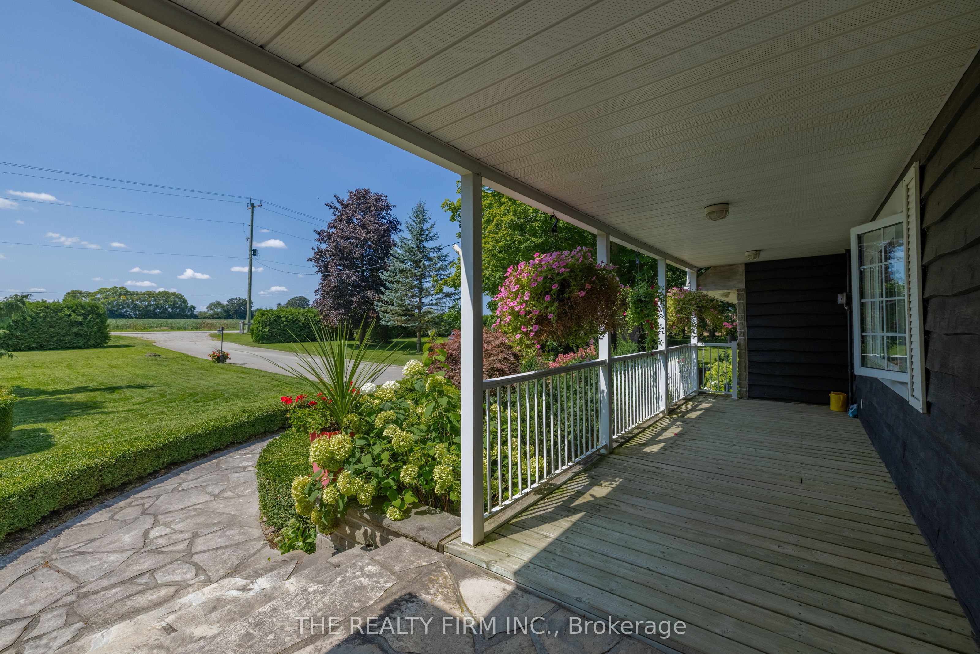 2294 Harris Road Property Photo 3