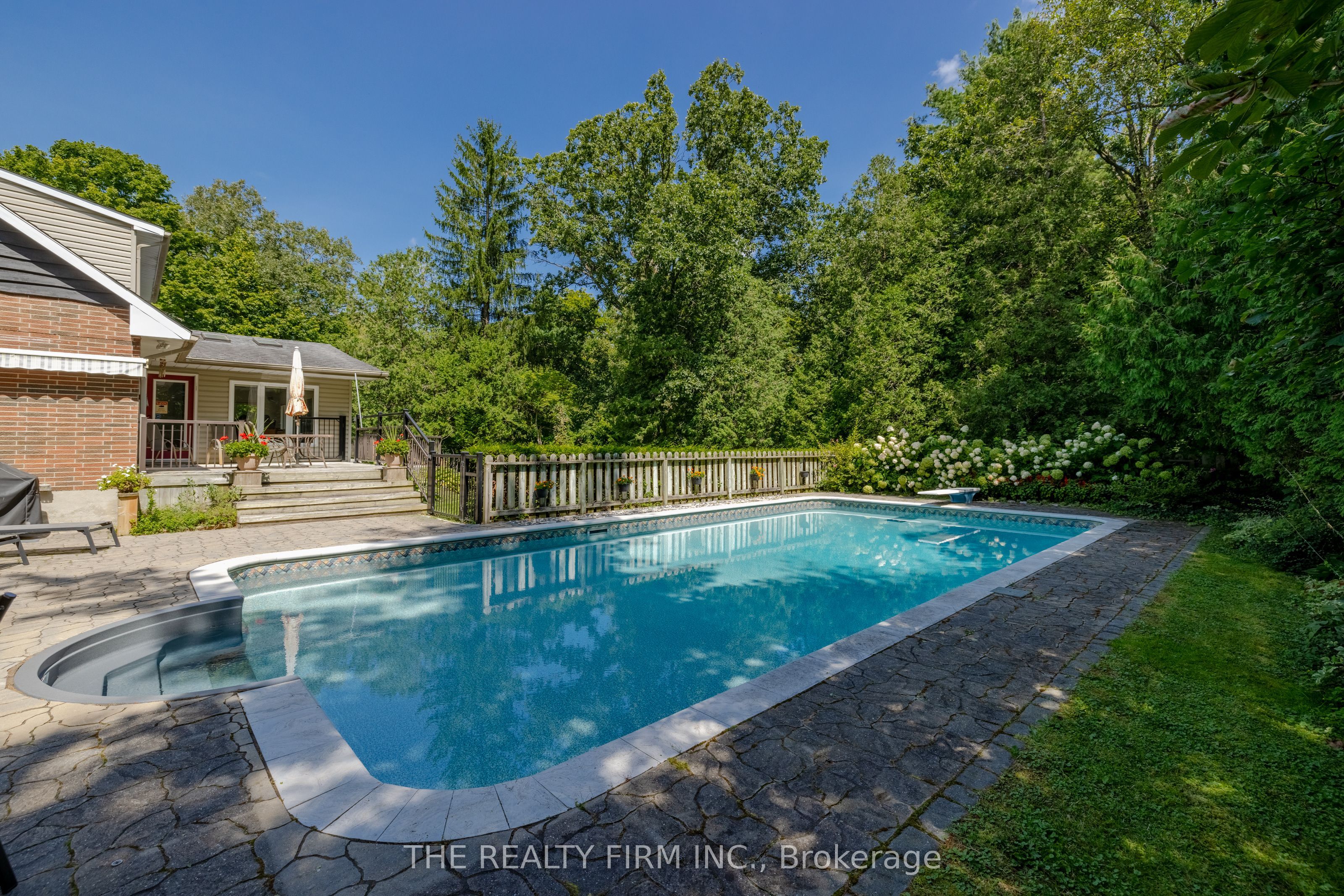 2294 Harris Road Property Photo 8