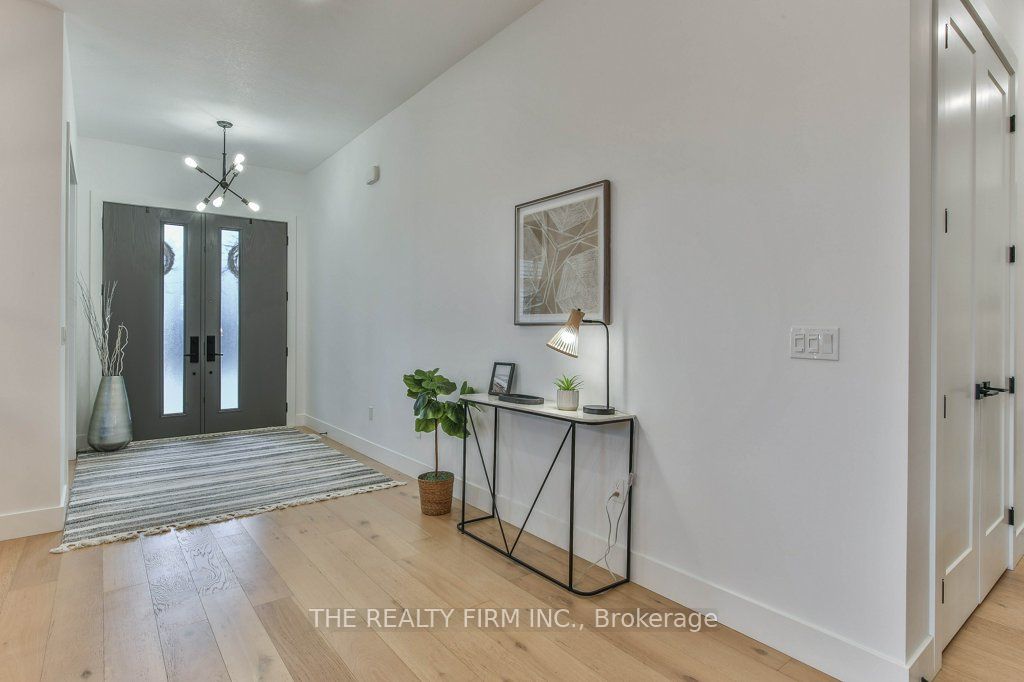 4 Sycamore Road Property Photo 4