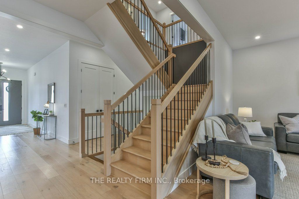 4 Sycamore Road Property Photo 7