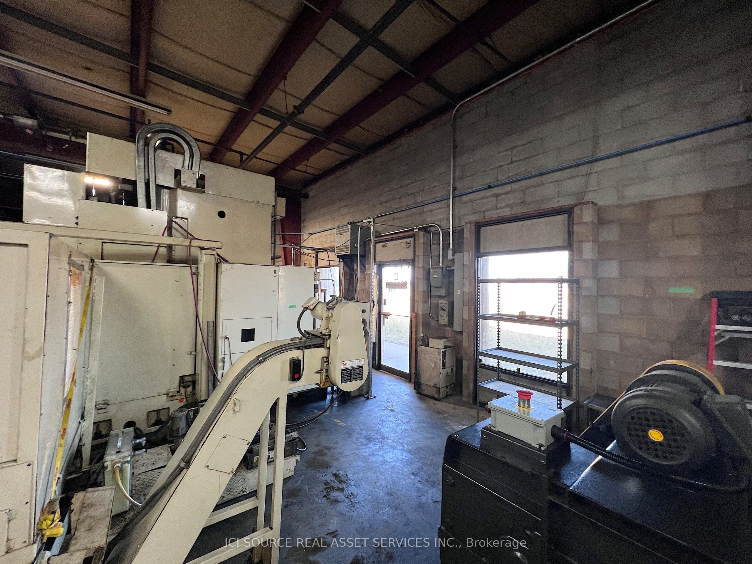 45 Worthington Drive Property Photo 4