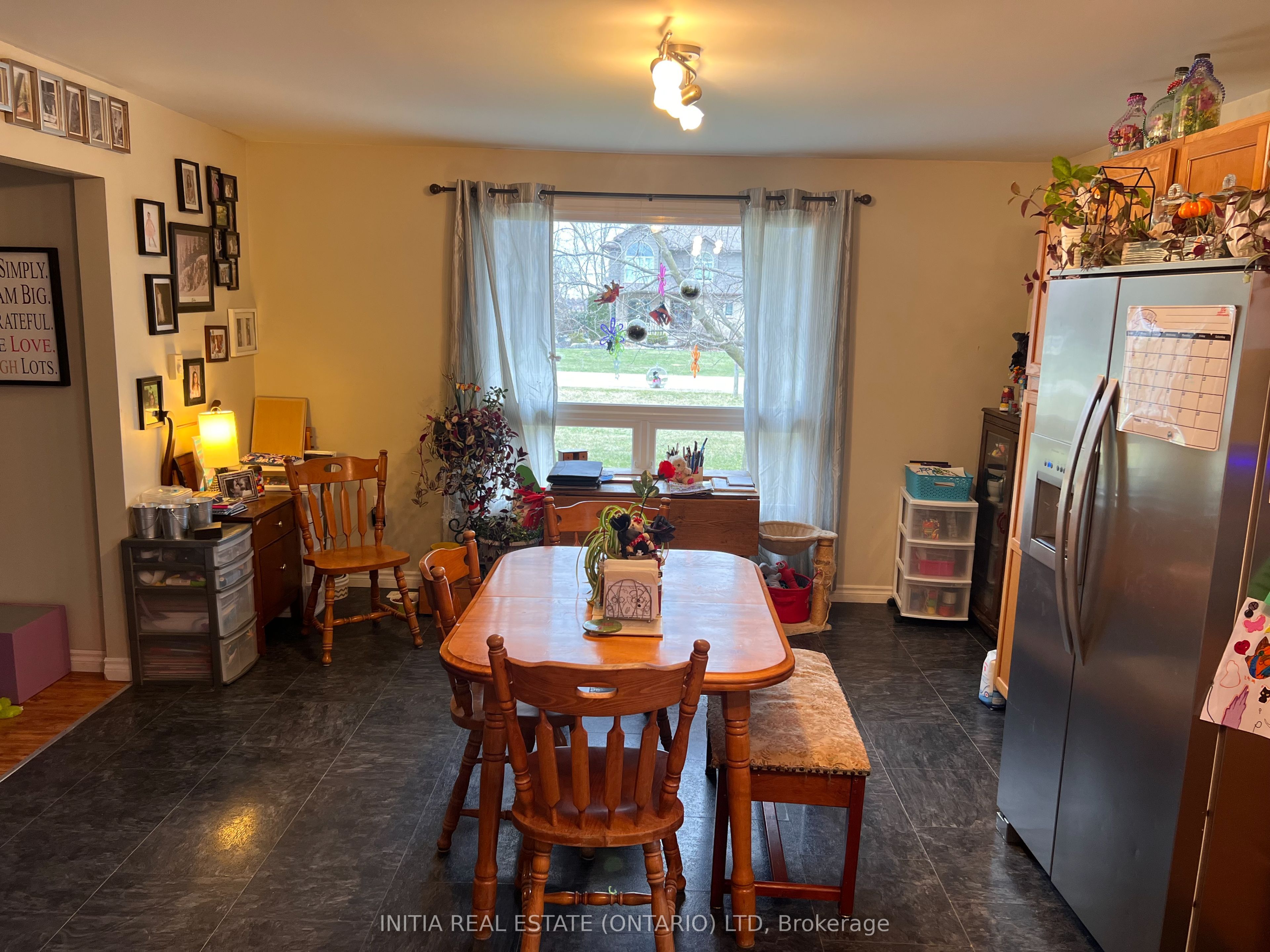 69228 Corbett Line Property Photo 9