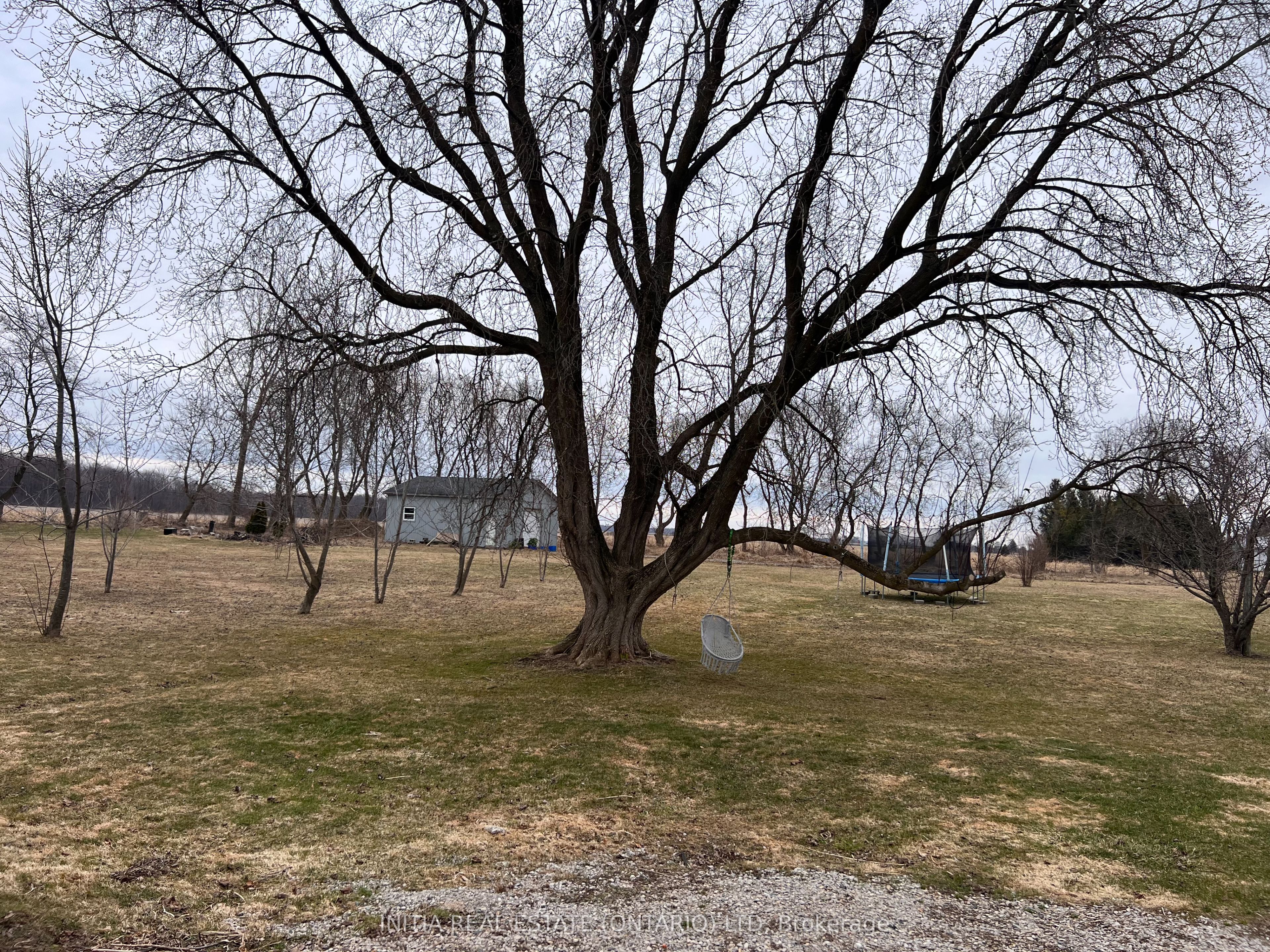 69228 Corbett Line Property Photo 25