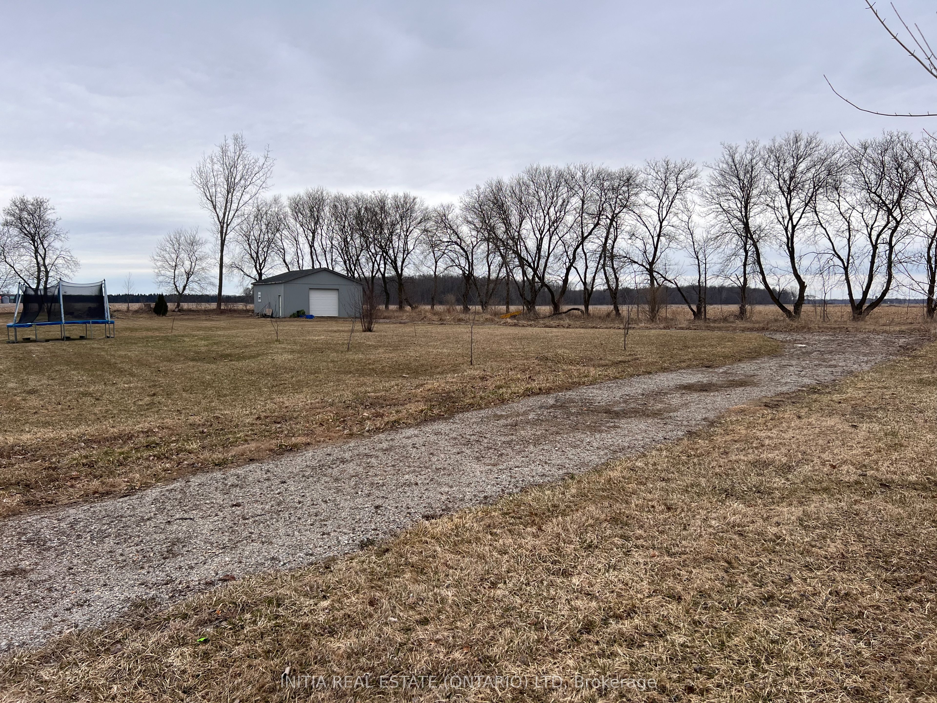 69228 Corbett Line Property Photo 32