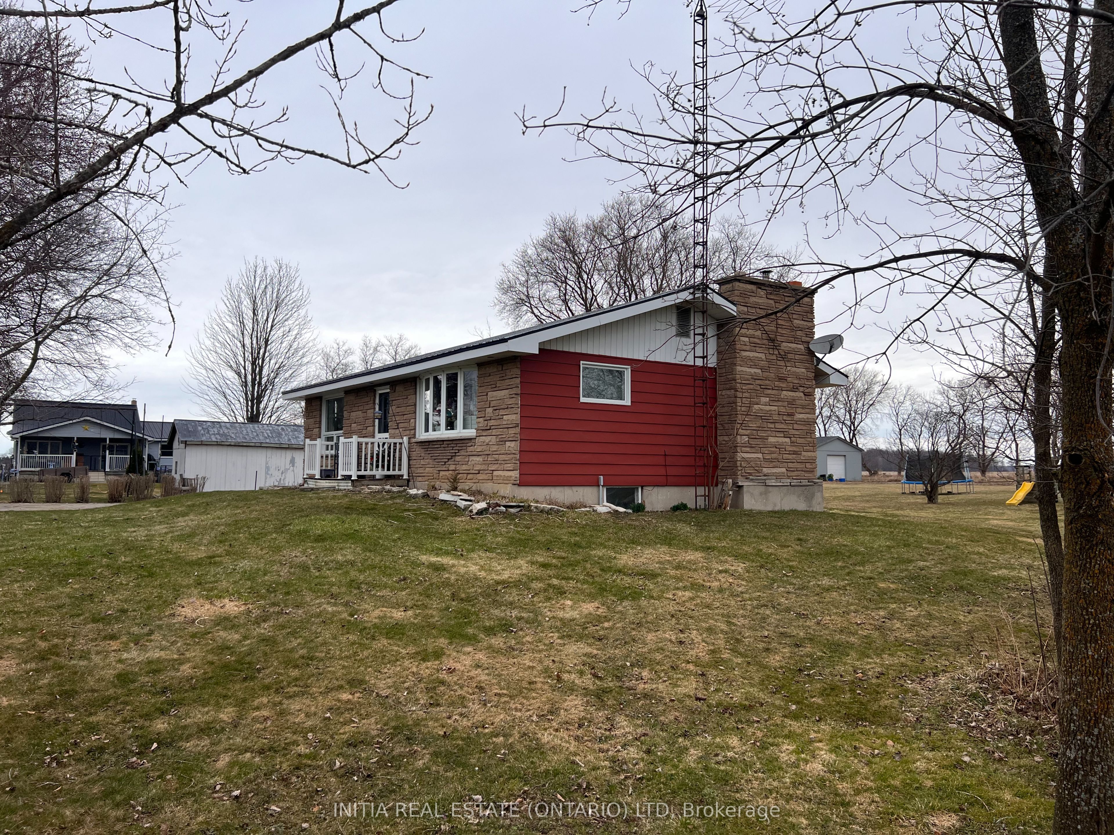 69228 Corbett Line Property Photo 37
