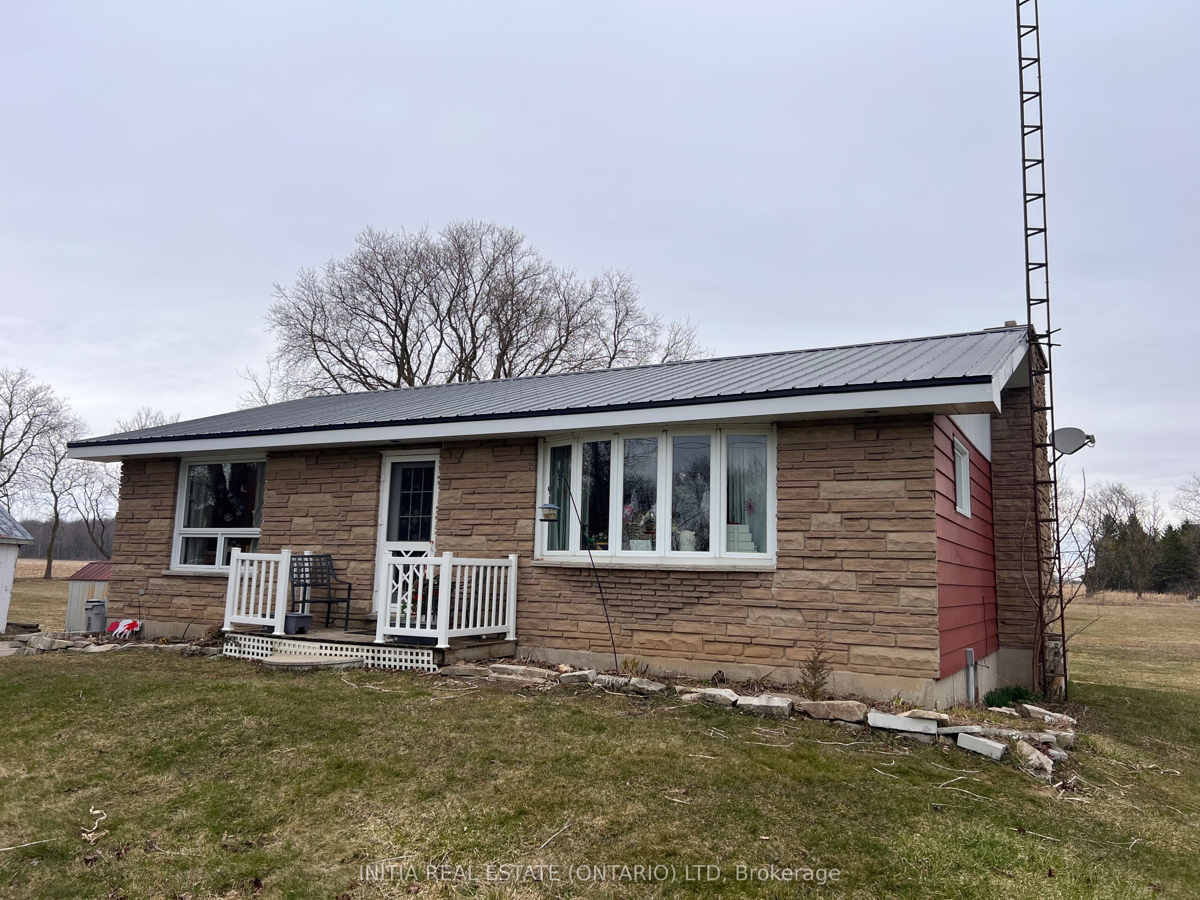 69228 Corbett Line Property Photo 38