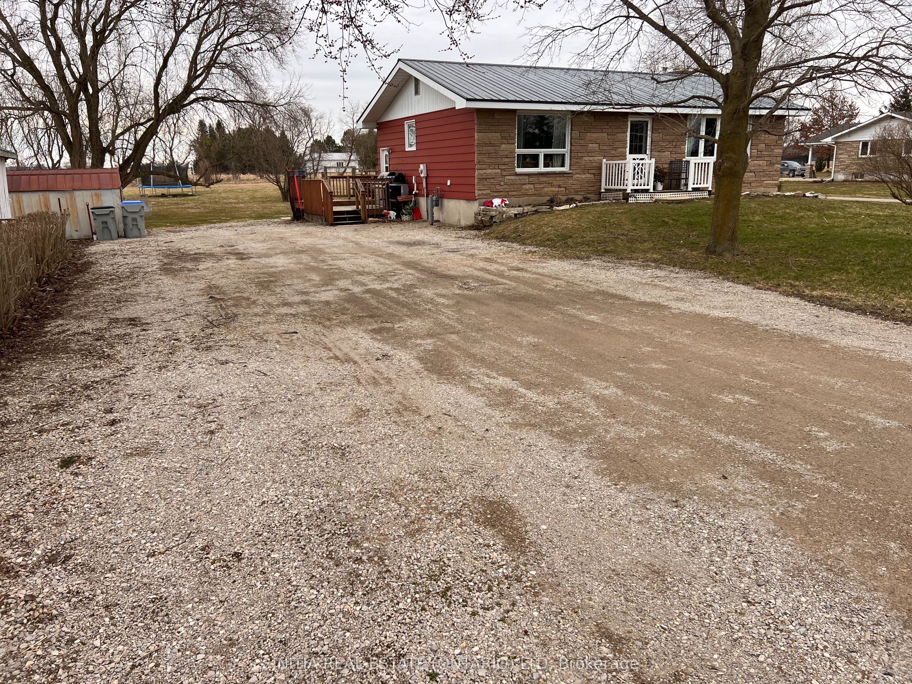 69228 Corbett Line Property Photo 42