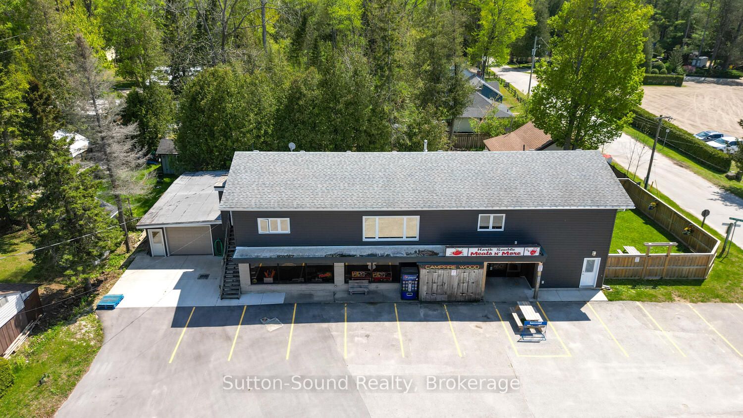 68 Sauble Falls Road Property Photo 2