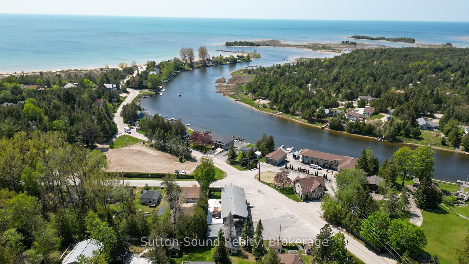 68 Sauble Falls Road Property Photo 3