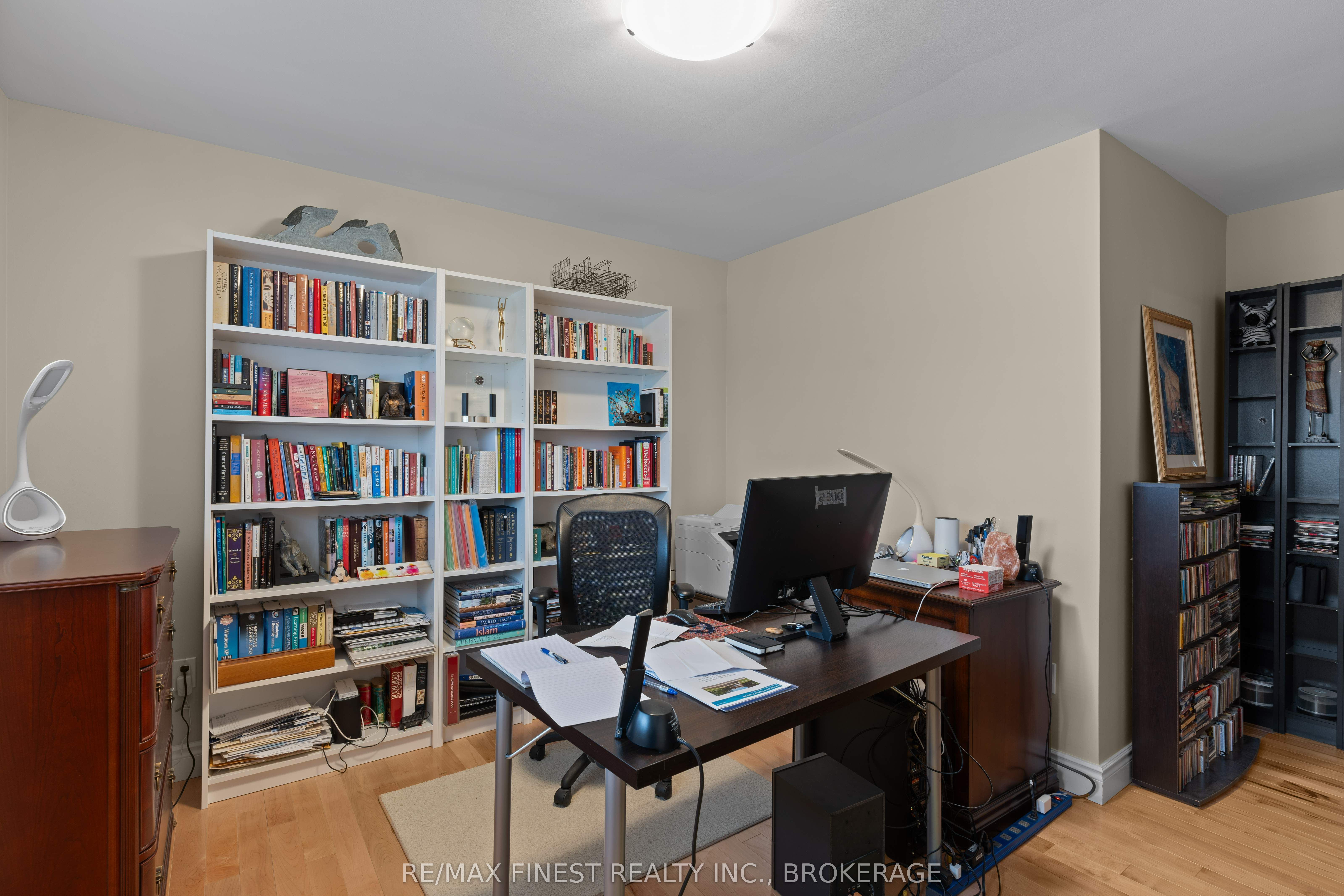 994 Hudson Drive Property Photo 25