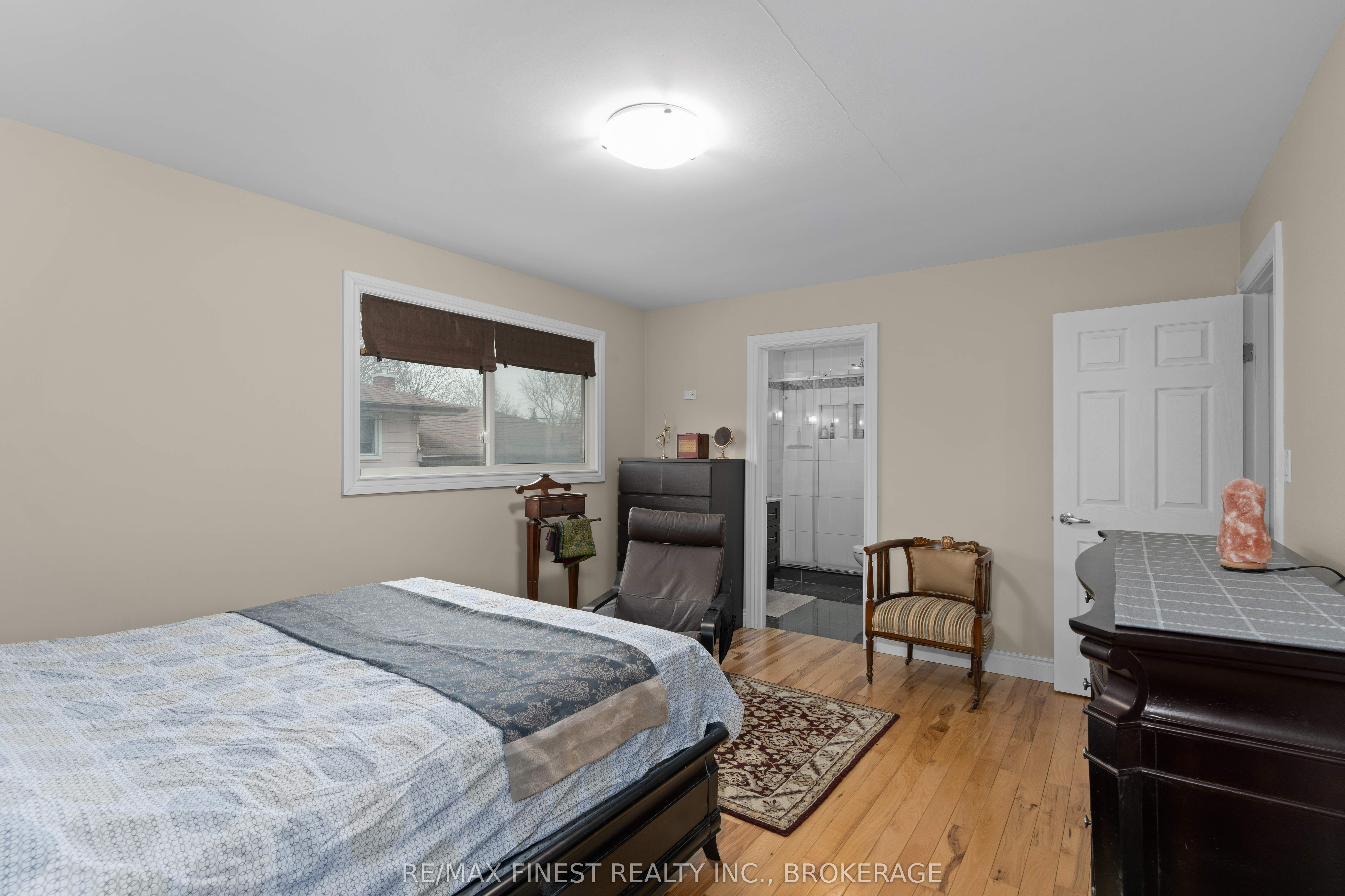 994 Hudson Drive Property Photo 28