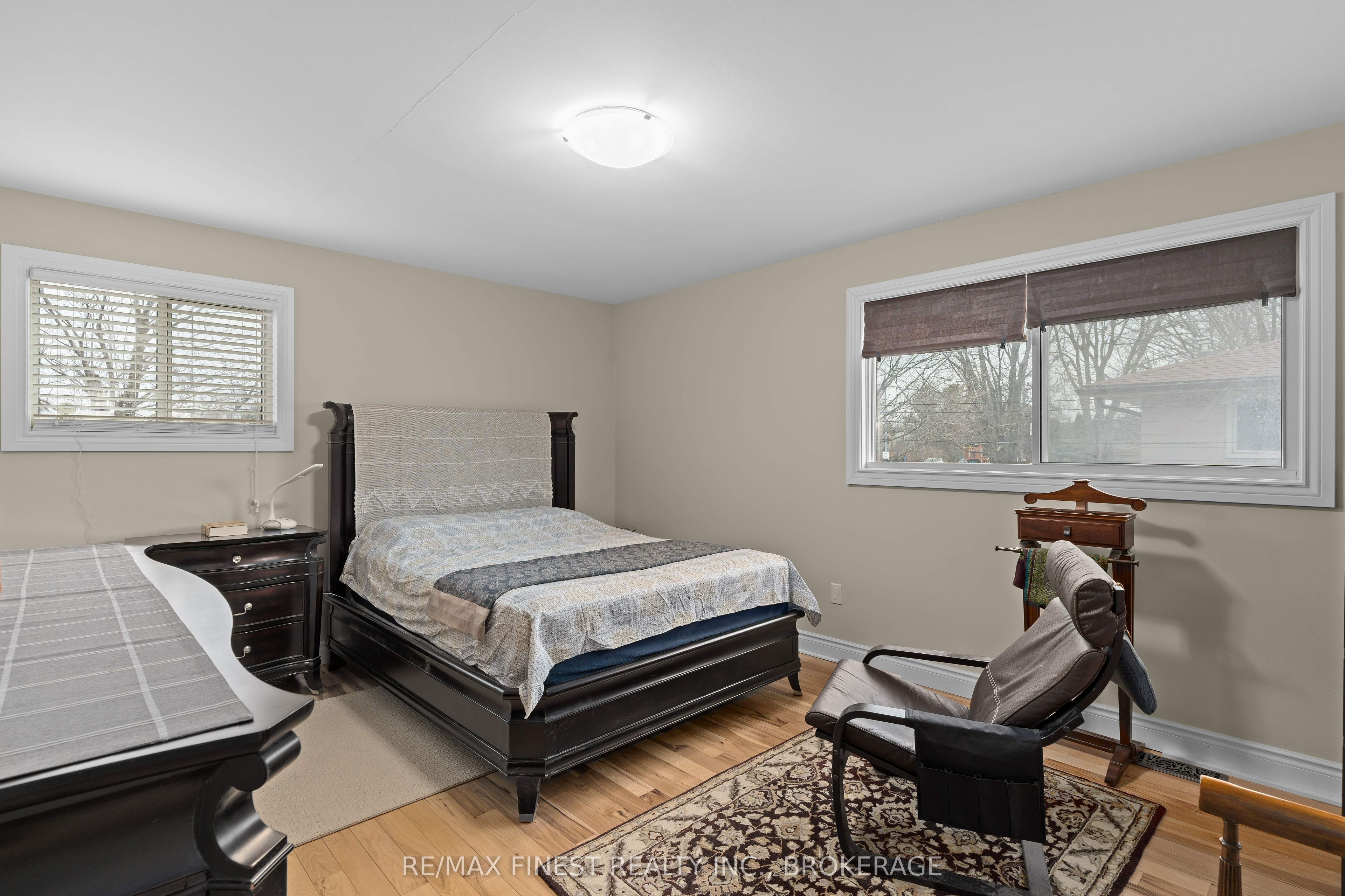 994 Hudson Drive Property Photo 32