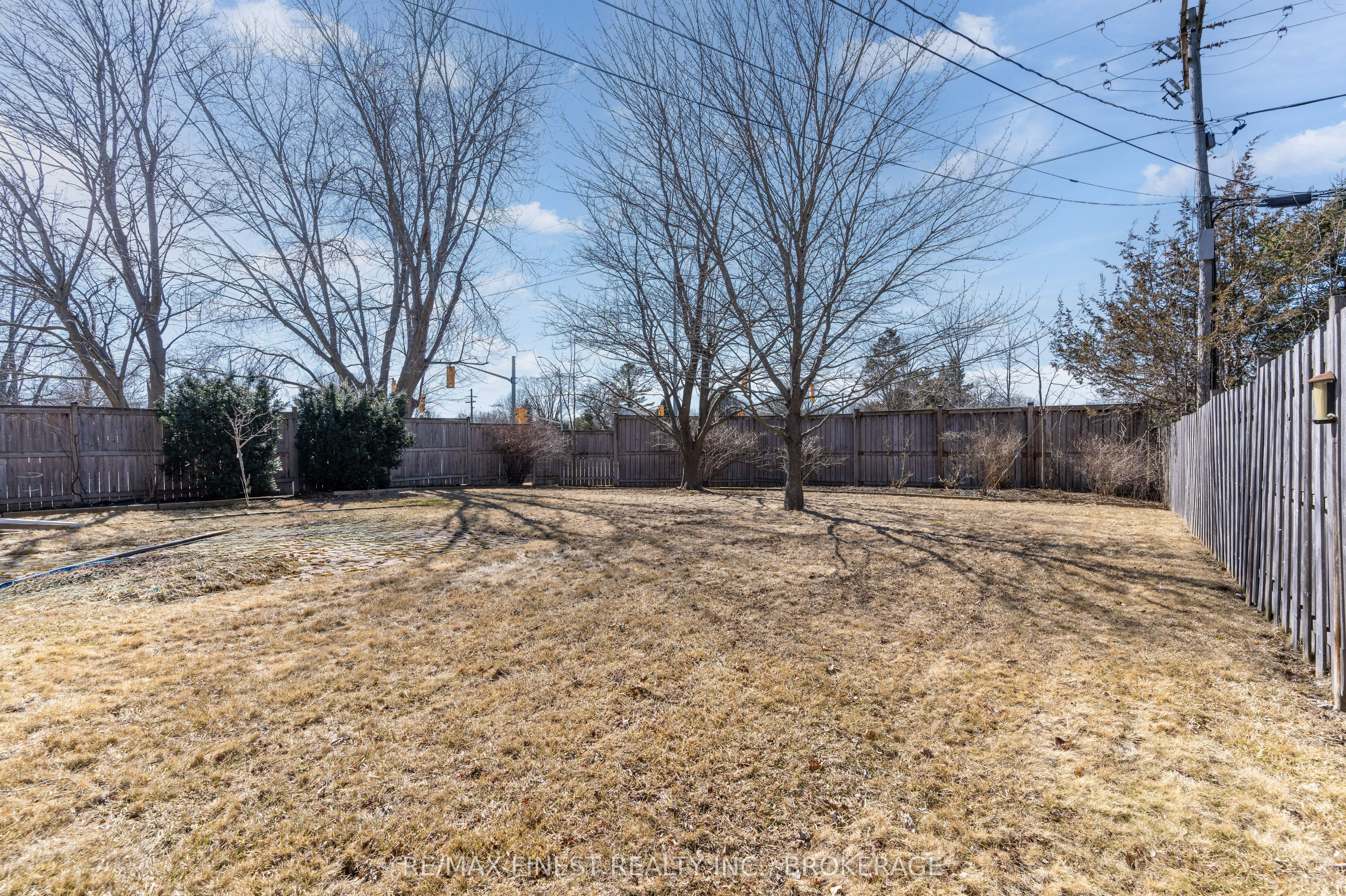 994 Hudson Drive Property Photo 40