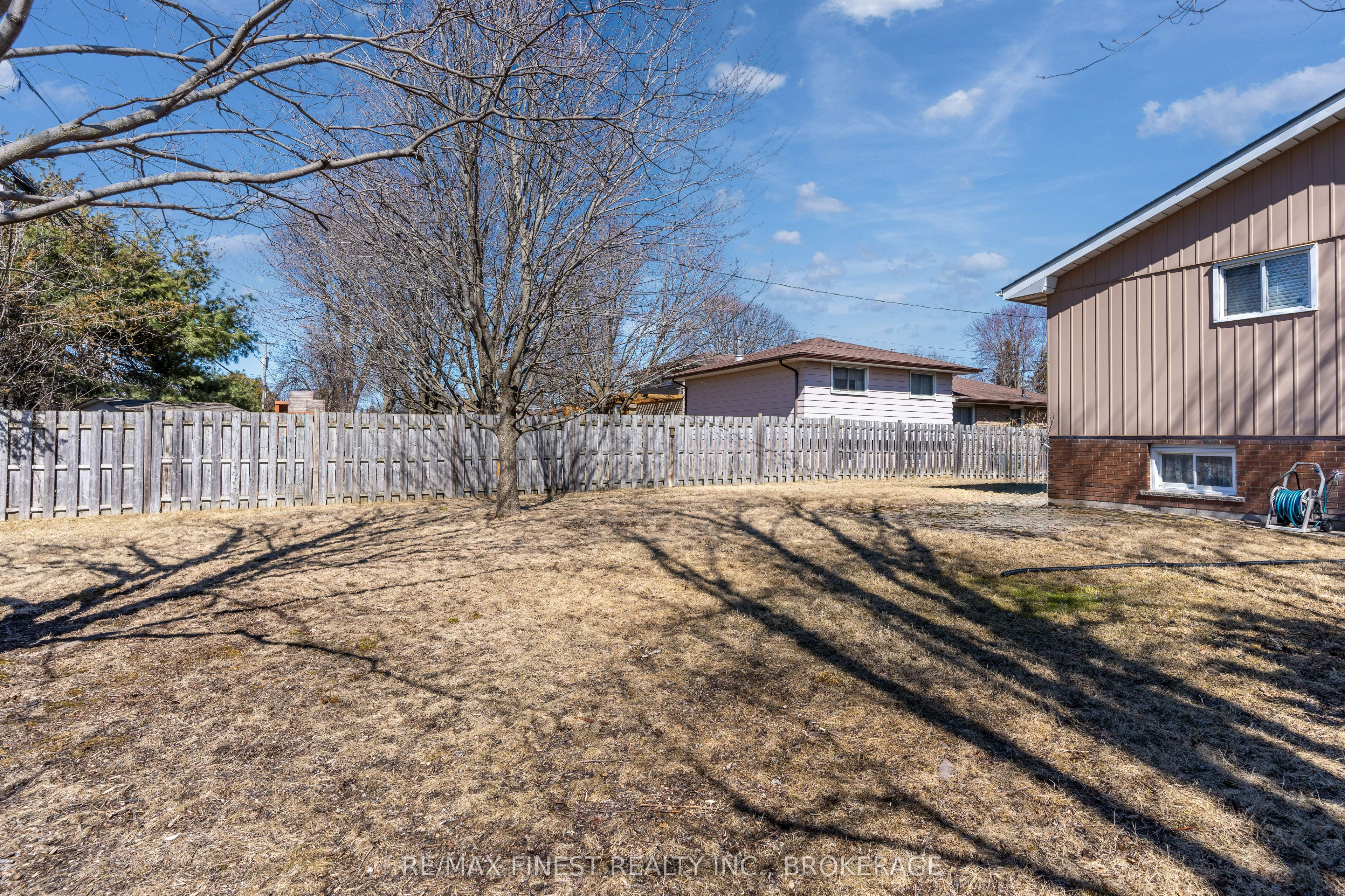 994 Hudson Drive Property Photo 43
