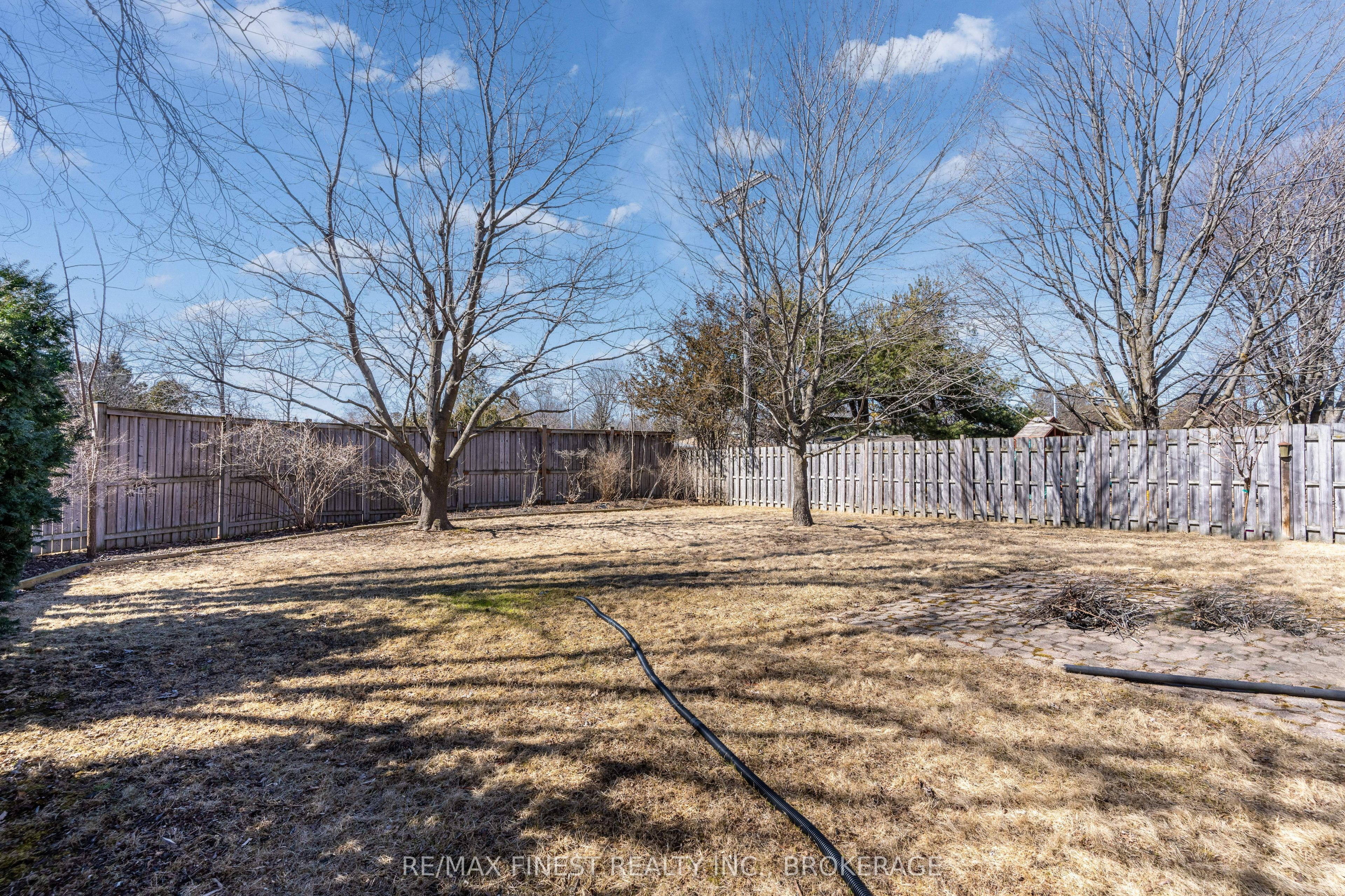 994 Hudson Drive Property Photo 44