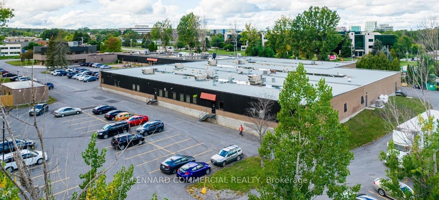#121 - 105 Schneider Road Property Photo 2