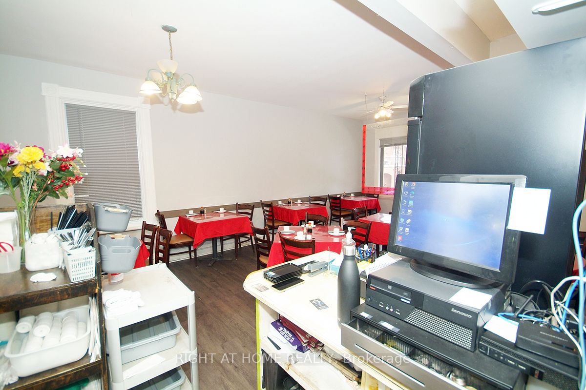 870 Somerset Street Property Photo 5