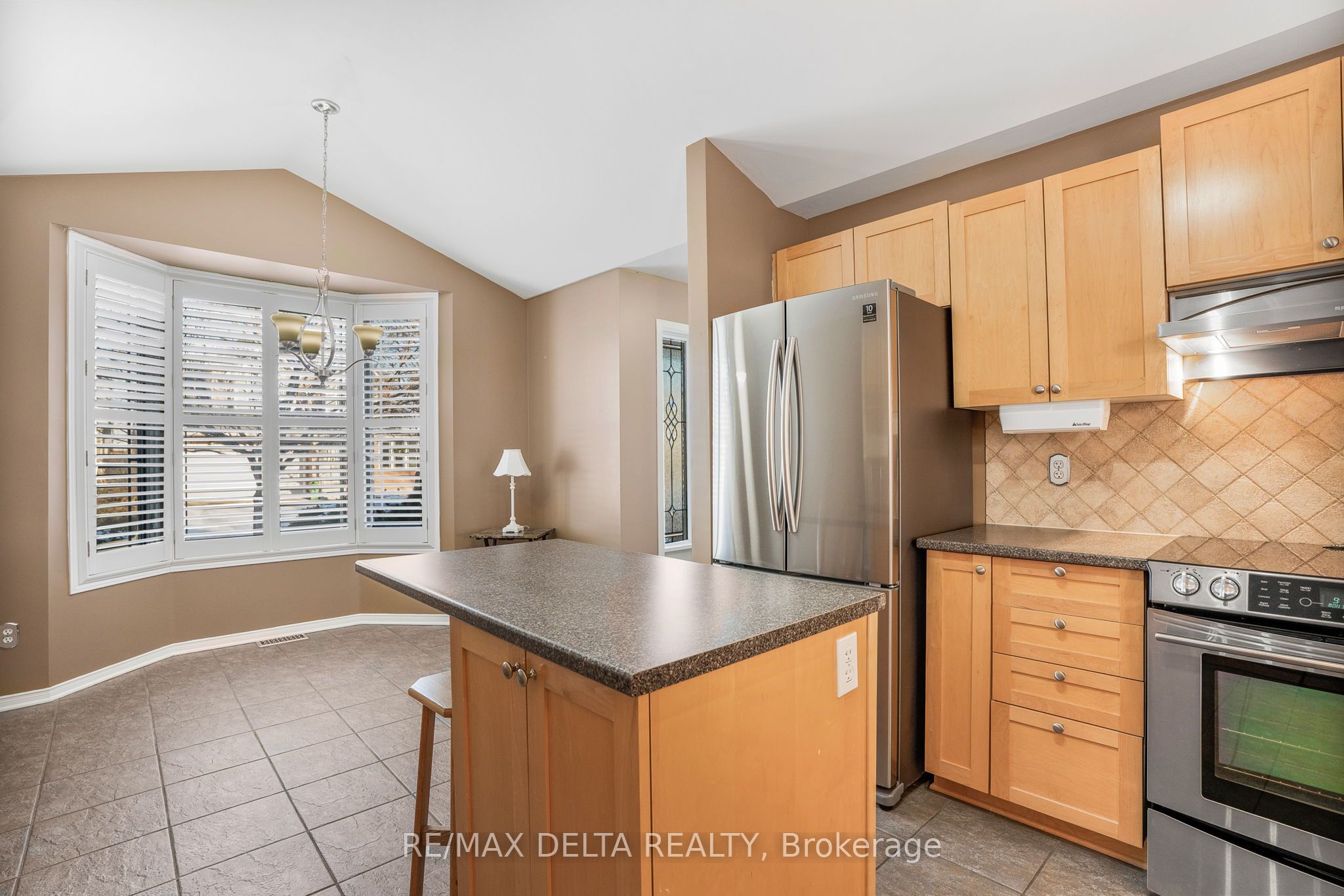 851 Galleria Circle Property Photo 7