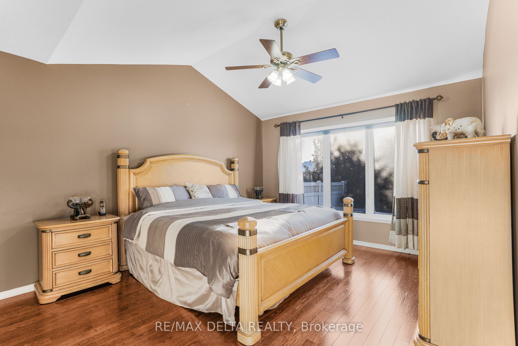 851 Galleria Circle Property Photo 18