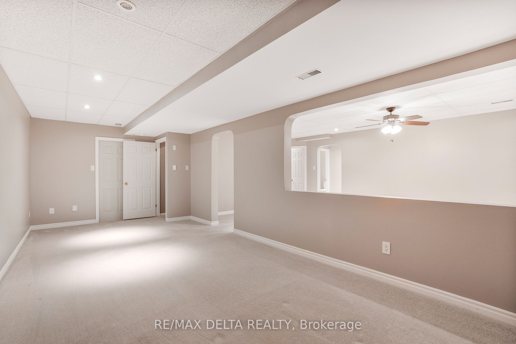 851 Galleria Circle Property Photo 23