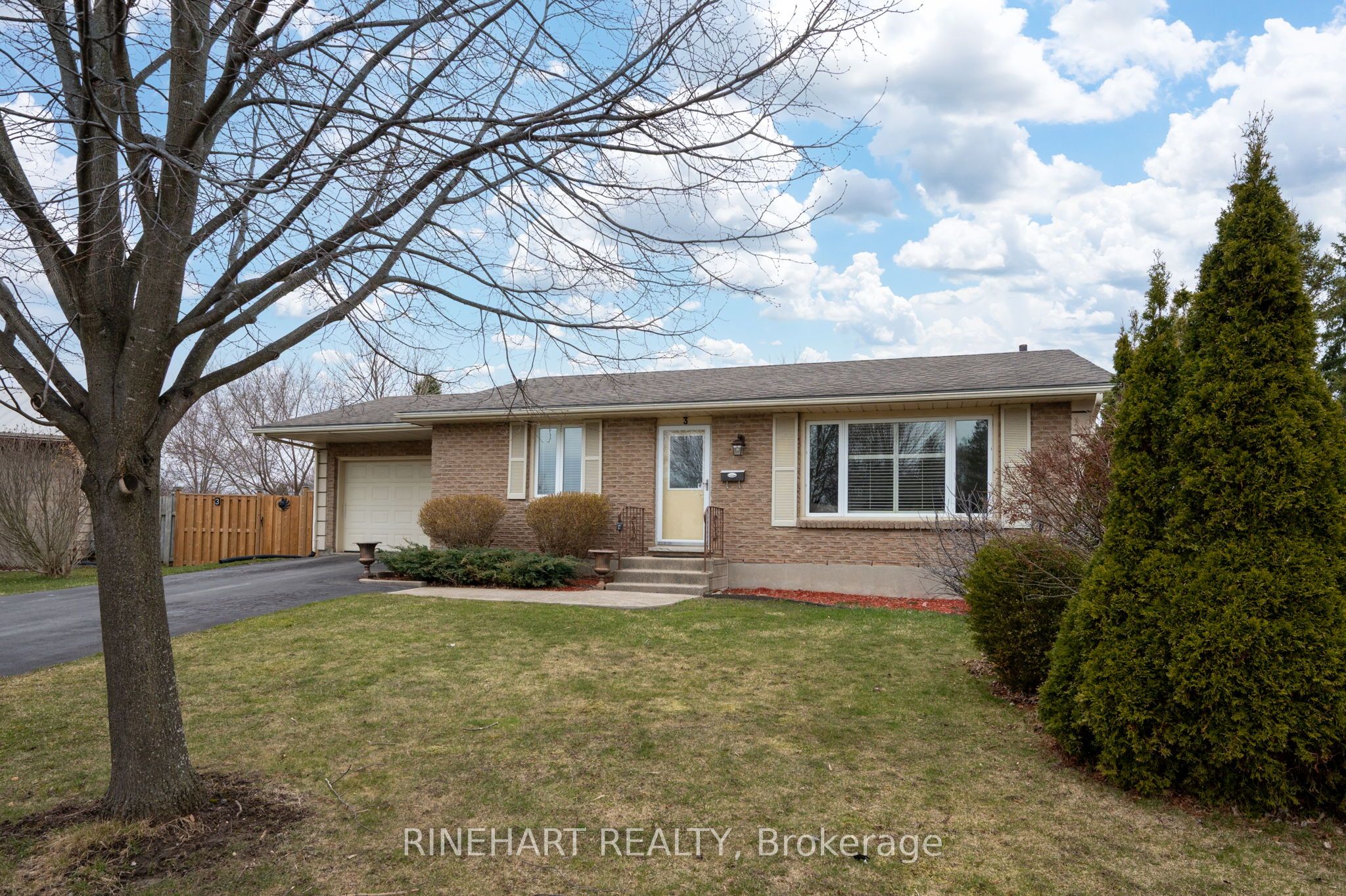 3 Greenfield Court Property Photo 3