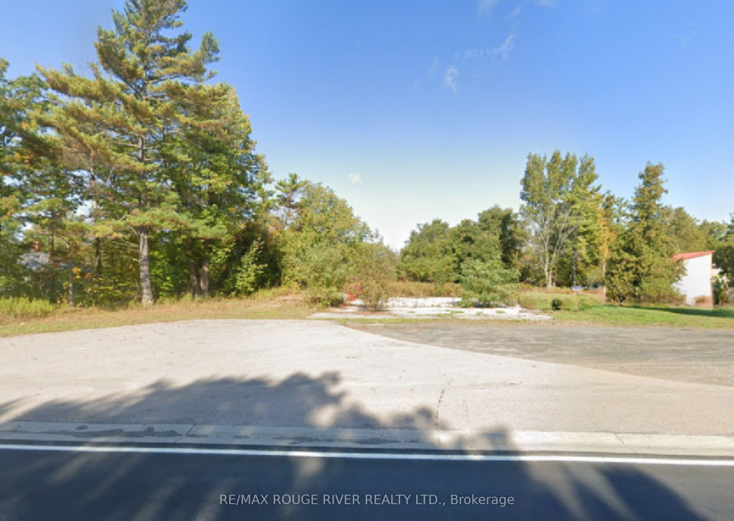 102405 Highway 7 Property Photo