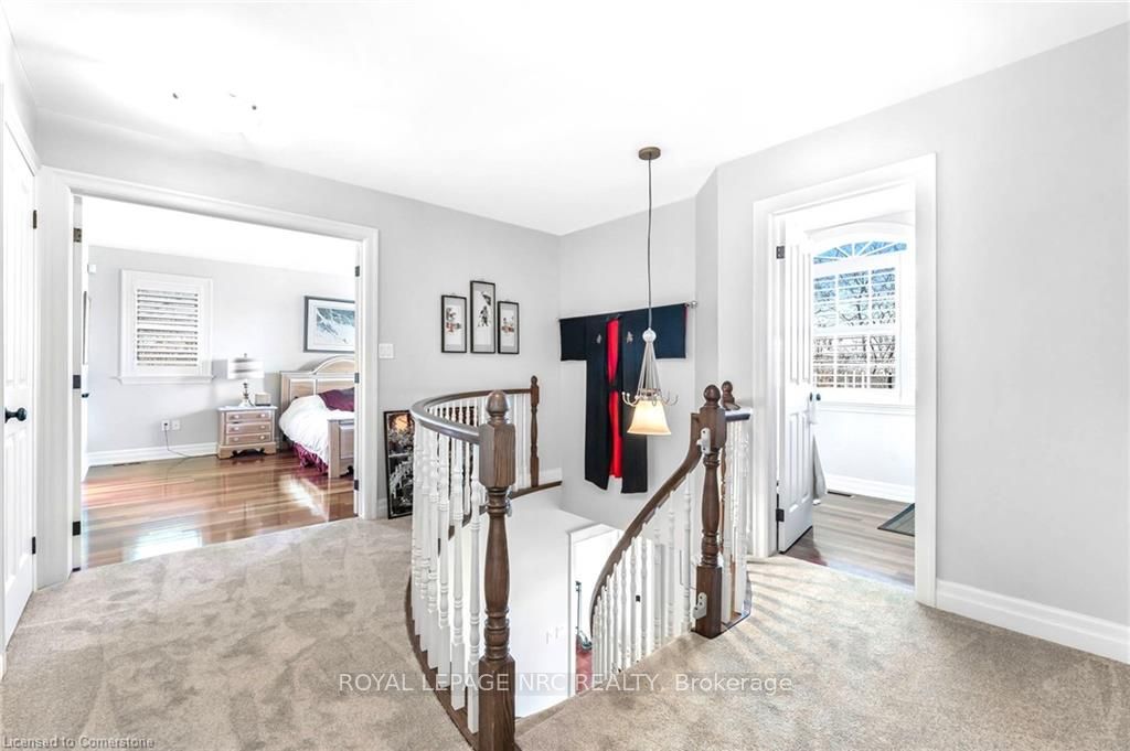 915 Queenston Road S Property Photo 20