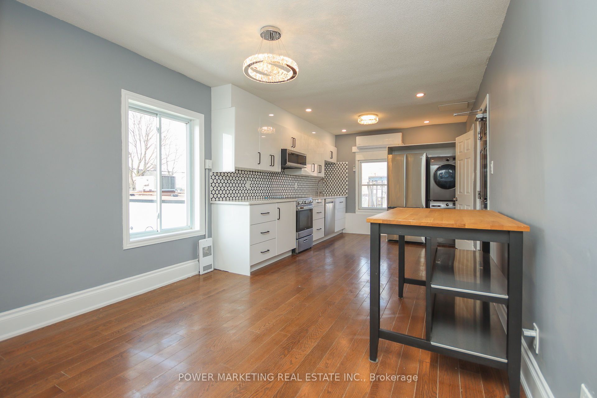 569 Gladstone Avenue Property Photo 14